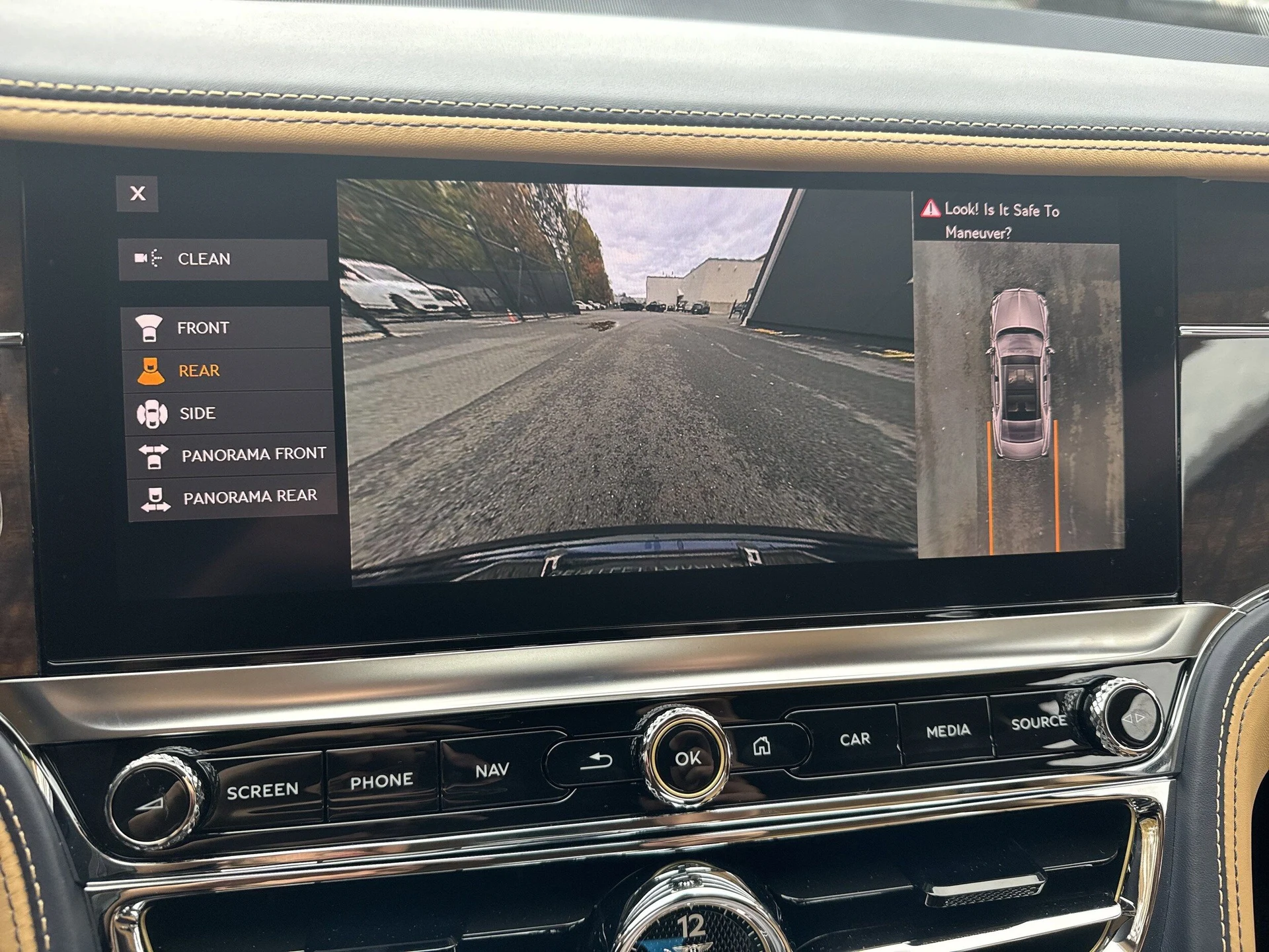 mph023_2792754988_ec21a5696b527031a79c9396b3b1b2fex_6e06df686a