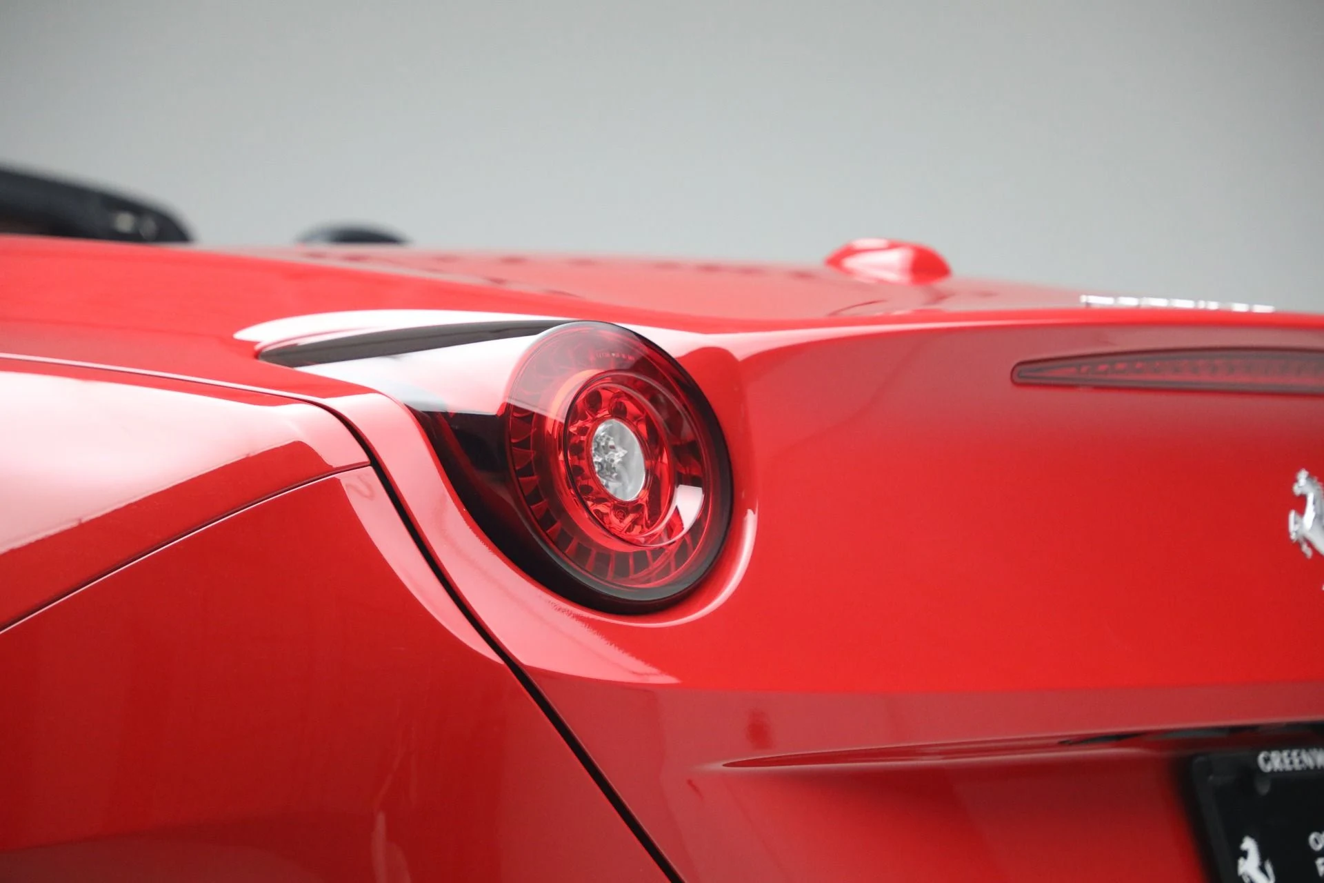 mph023_2795181538_Used_2017_Ferrari_California_T_1787347331_36eec7925f
