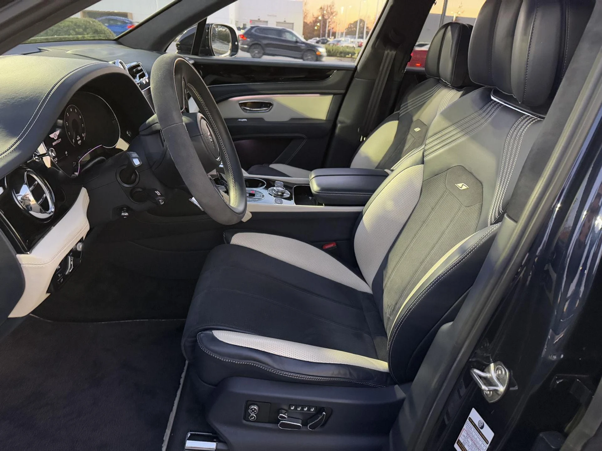 mph023_2795506877_eae83e34a5453ea2317db91cf289c3f1_246b891634