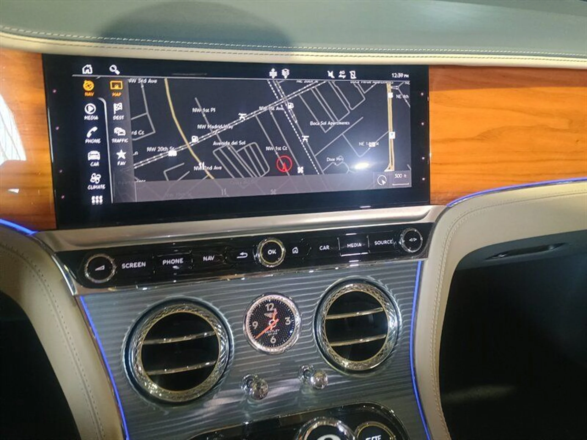 mph023_2798683746_edac193cfe_800_b2928dee94