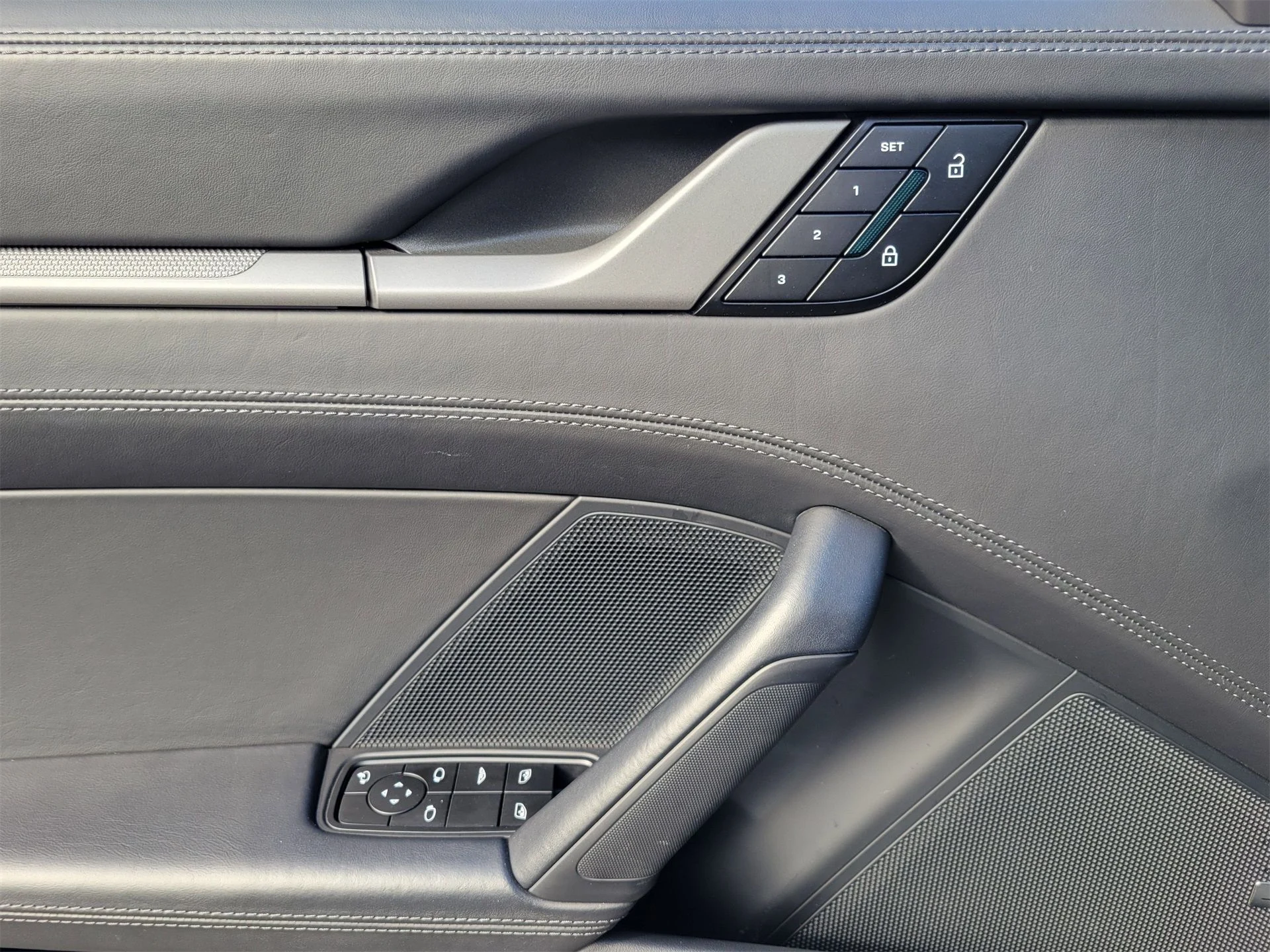 mph023_2803873885_956680df5a8d72457a6d2cc25b31e249_c318ceada0