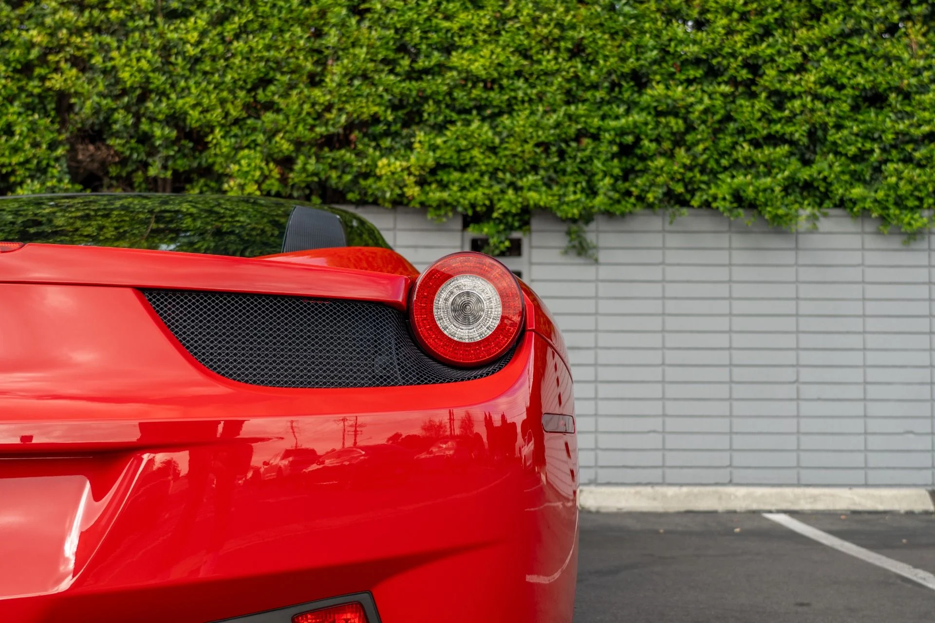 mph023_2805679494_Used_2012_Ferrari_458_Italia_1759348064_1cc3f3d382
