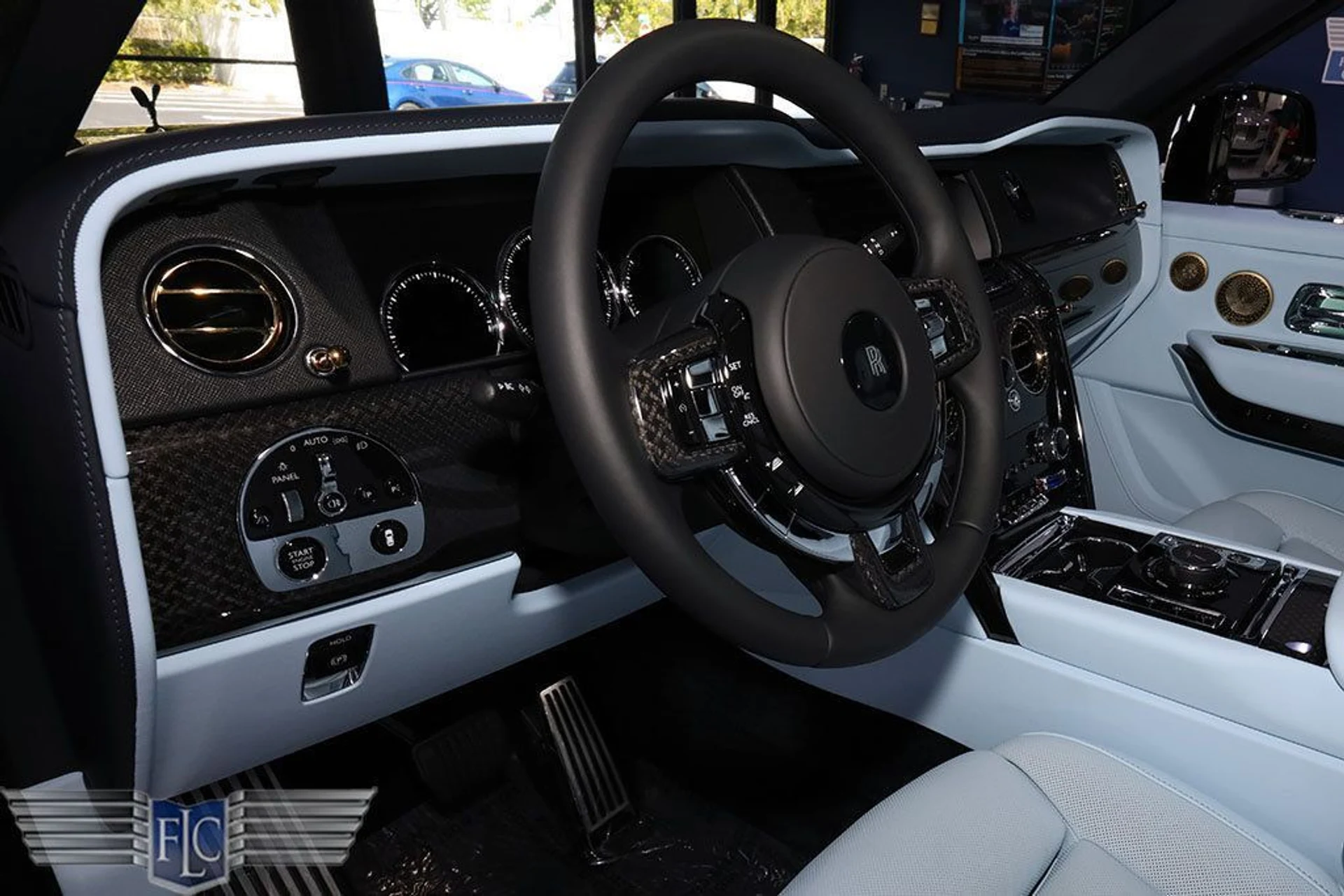 mph023_2809127689_used_2023_rolls_royce_cullinan_blackbadgesportutility_6305_22951746_24_1024_004145127c