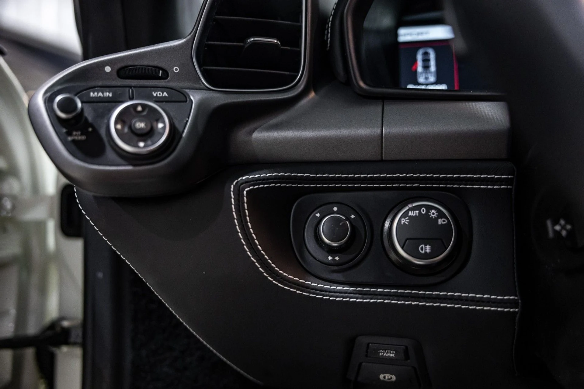 mph023_2815351690_x_A_5bfa2e8ab2