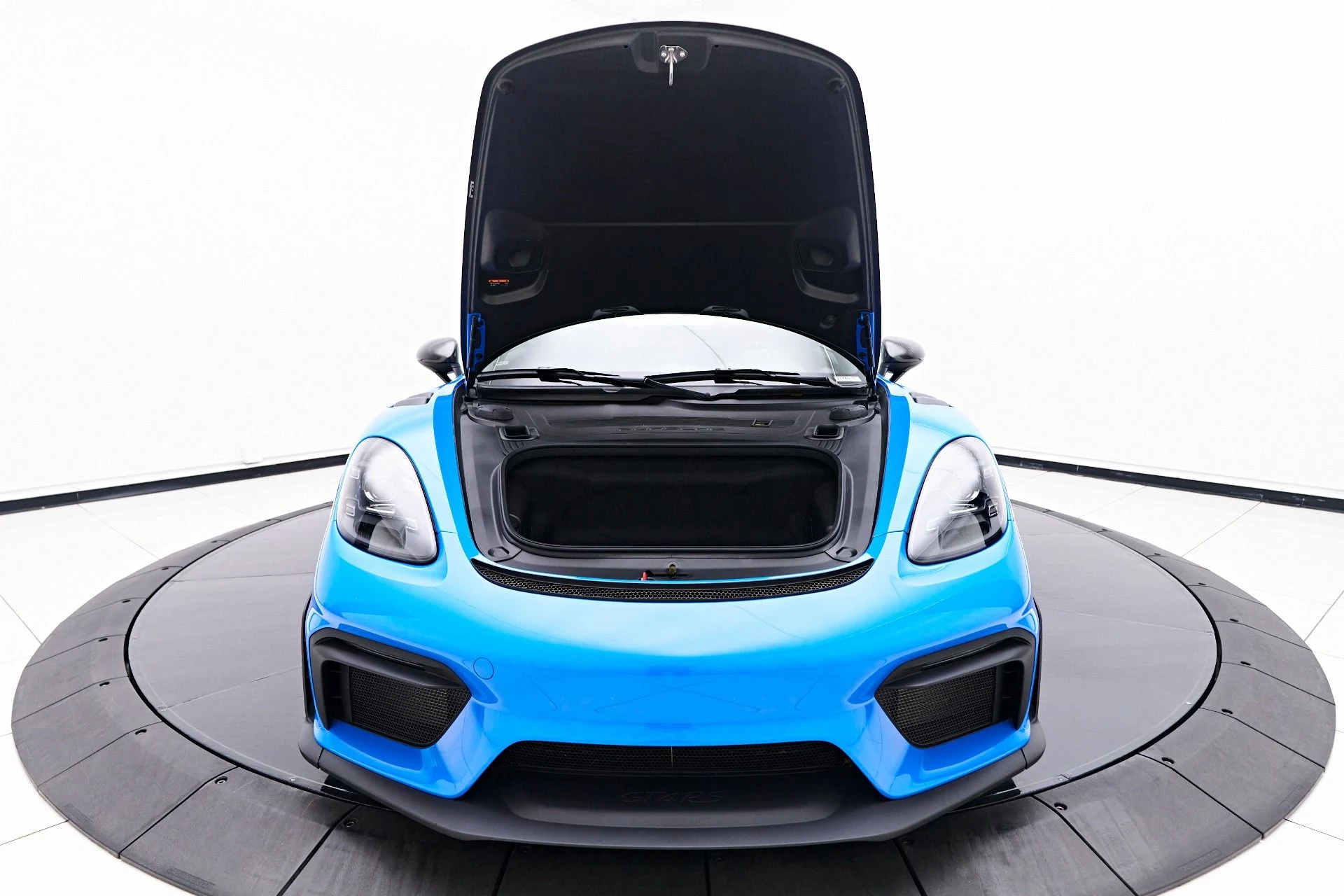 mph023_2816769388_Used_2024_Porsche_718_Cayman_GT_4_RS_1757637883_add9b44063