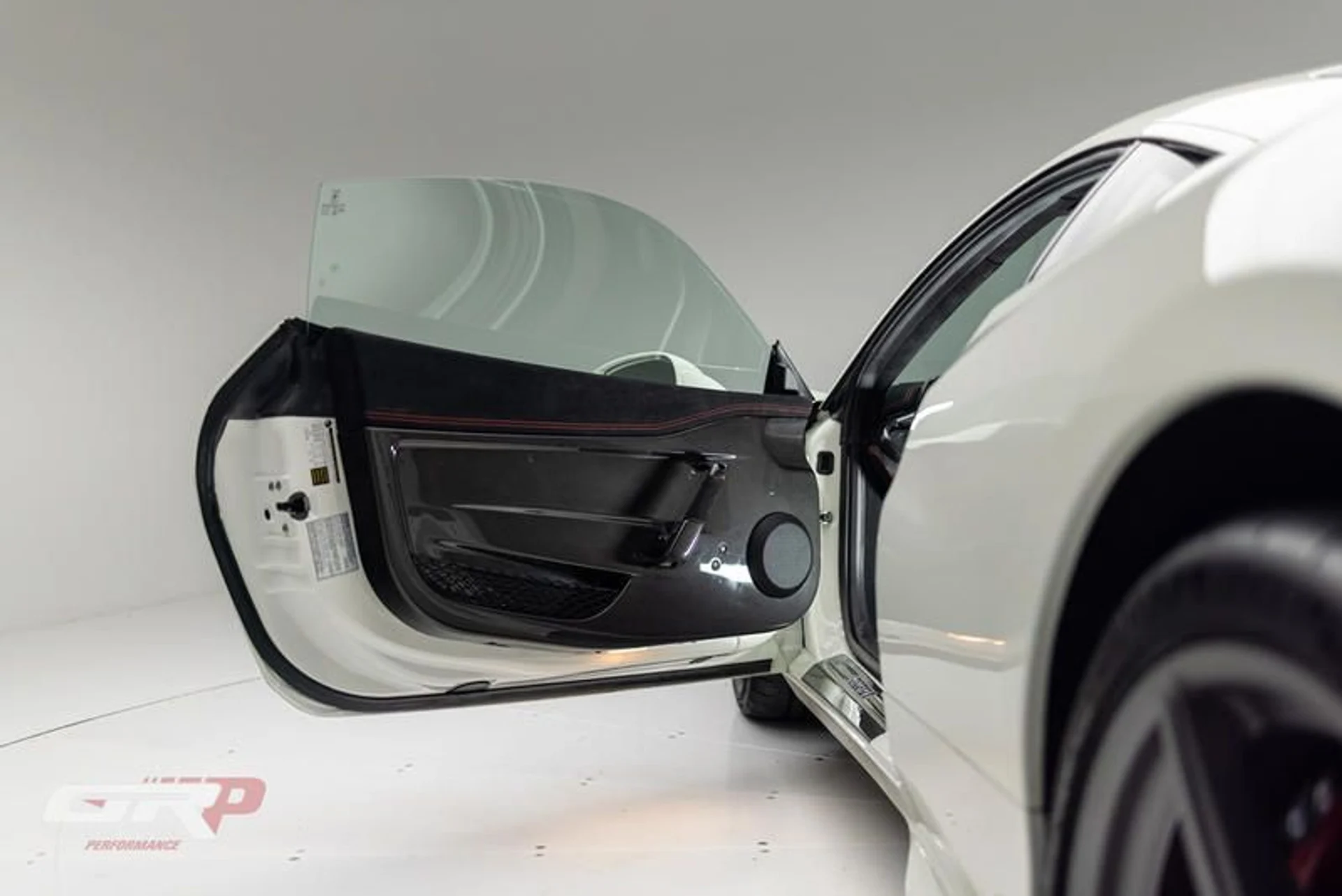 mph023_2818801493_BCB_7909_F_ADB_9_4_A3_D_9136_7_D88_C768_FF_5_C_d06f7fa821