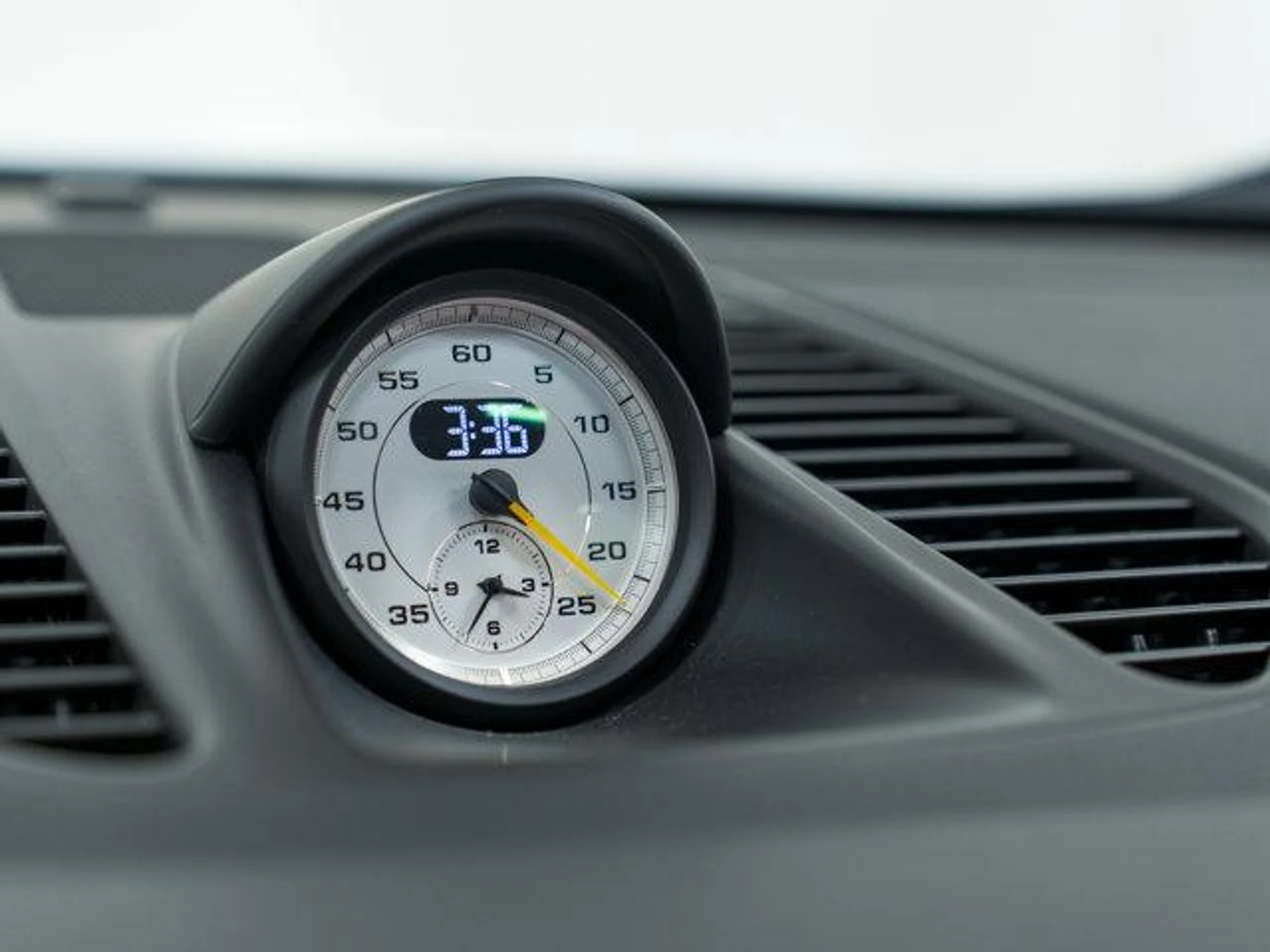 mph023_2820615372_YN_Hoy_P0aoz_M229asggja_CX_Qm_Yq_I_f81bc95cb1