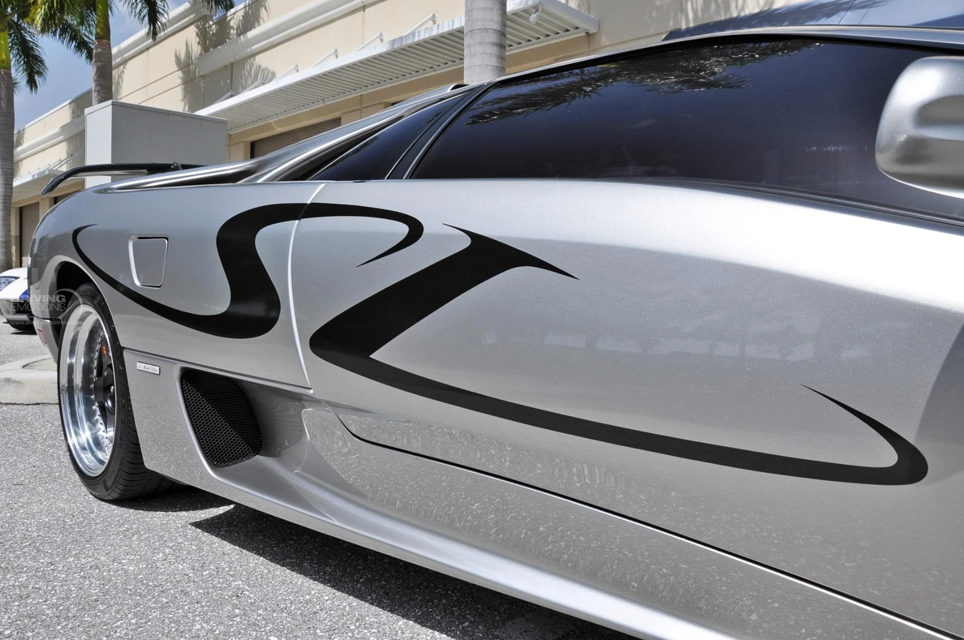 mph023_2821830656_192_p24_l_3529b78b16