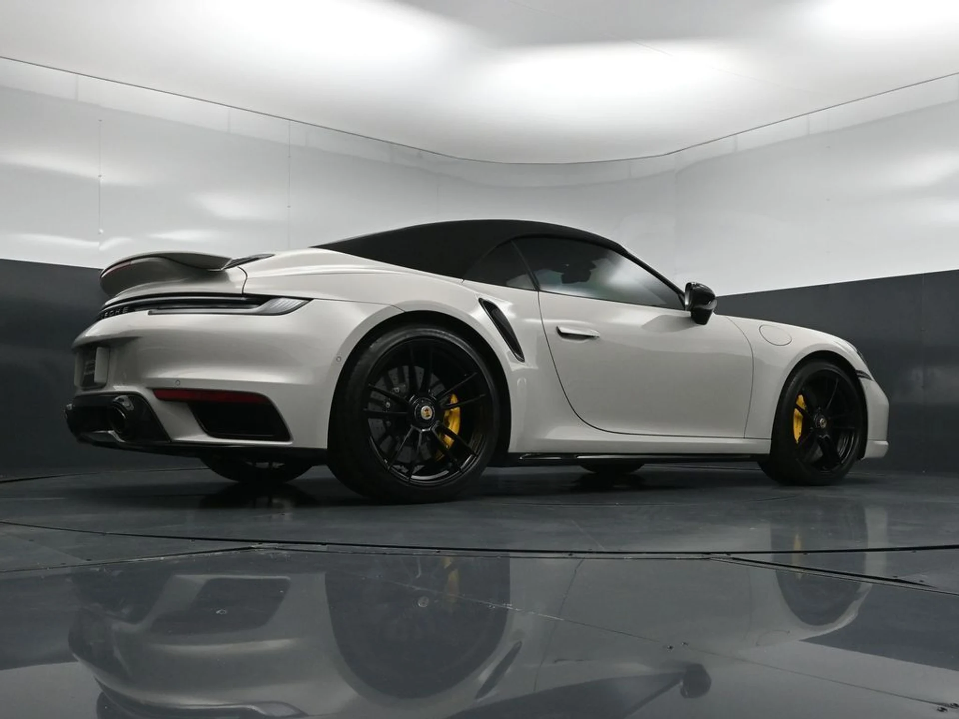 mph023_2825011881_3db90537626f2fbf2077839efdb6e5dfx_267c0d72b7