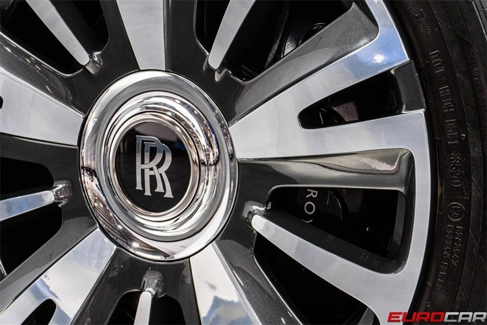 mph023_2826690419_image_24_28d476b9b9