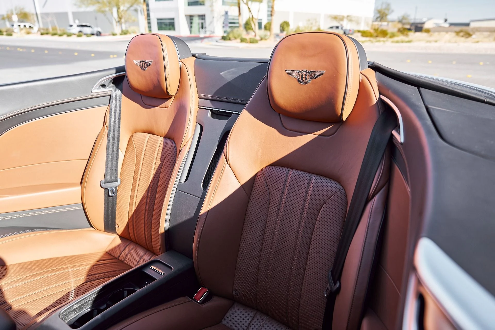 mph023_2826873652_Used_2021_Bentley_Continental_GT_V8_1768086773_49aae137eb