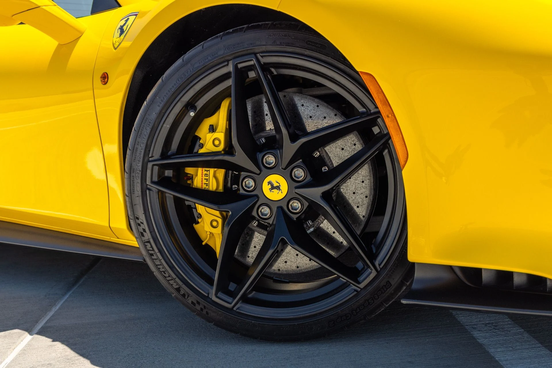 mph023_2831187439_Used_2020_Ferrari_488_Pista_Spider_1785218764_551c1e10bd
