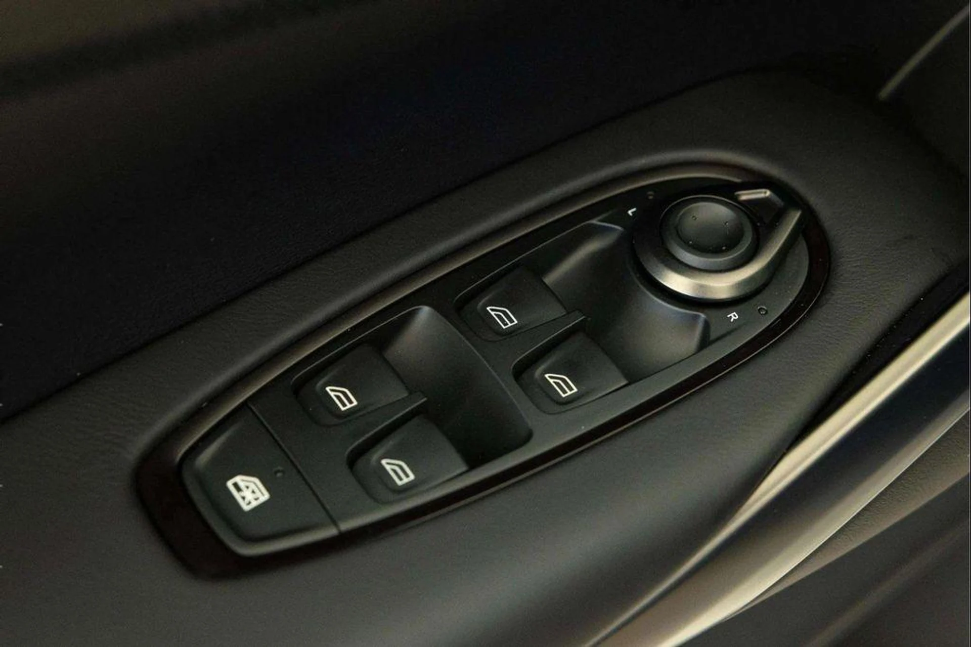 mph023_2835416451_Cpm_ZPGO_Hsj_JY_Uf_BT_Awf_Itn_SYD_Qg_d4214016a5