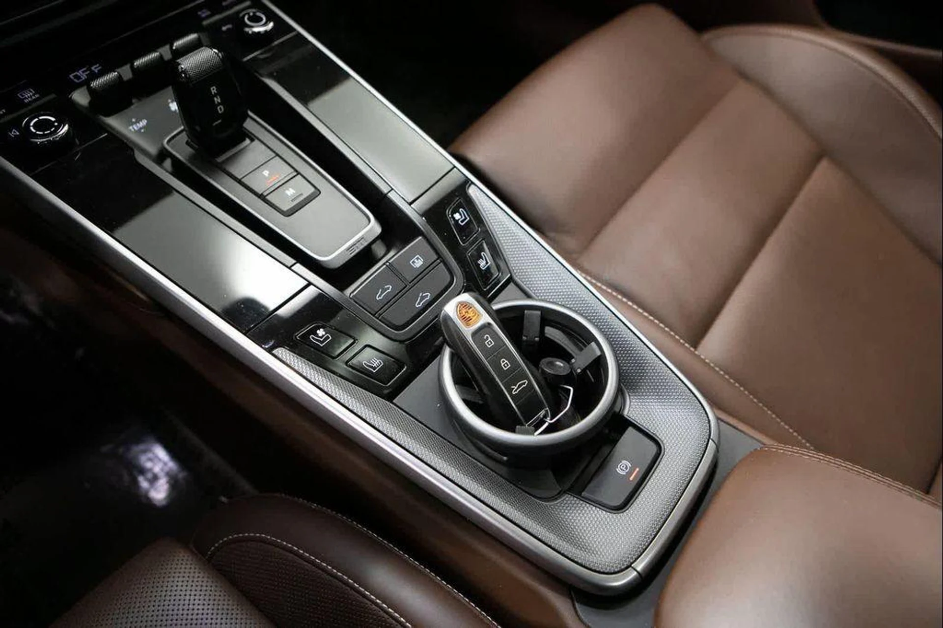 mph023_2836916054_jqh_Tn_Yj_w5lc_V_Uls_ZPF_Dyf_V_Fy_Fk_3c465a4a85