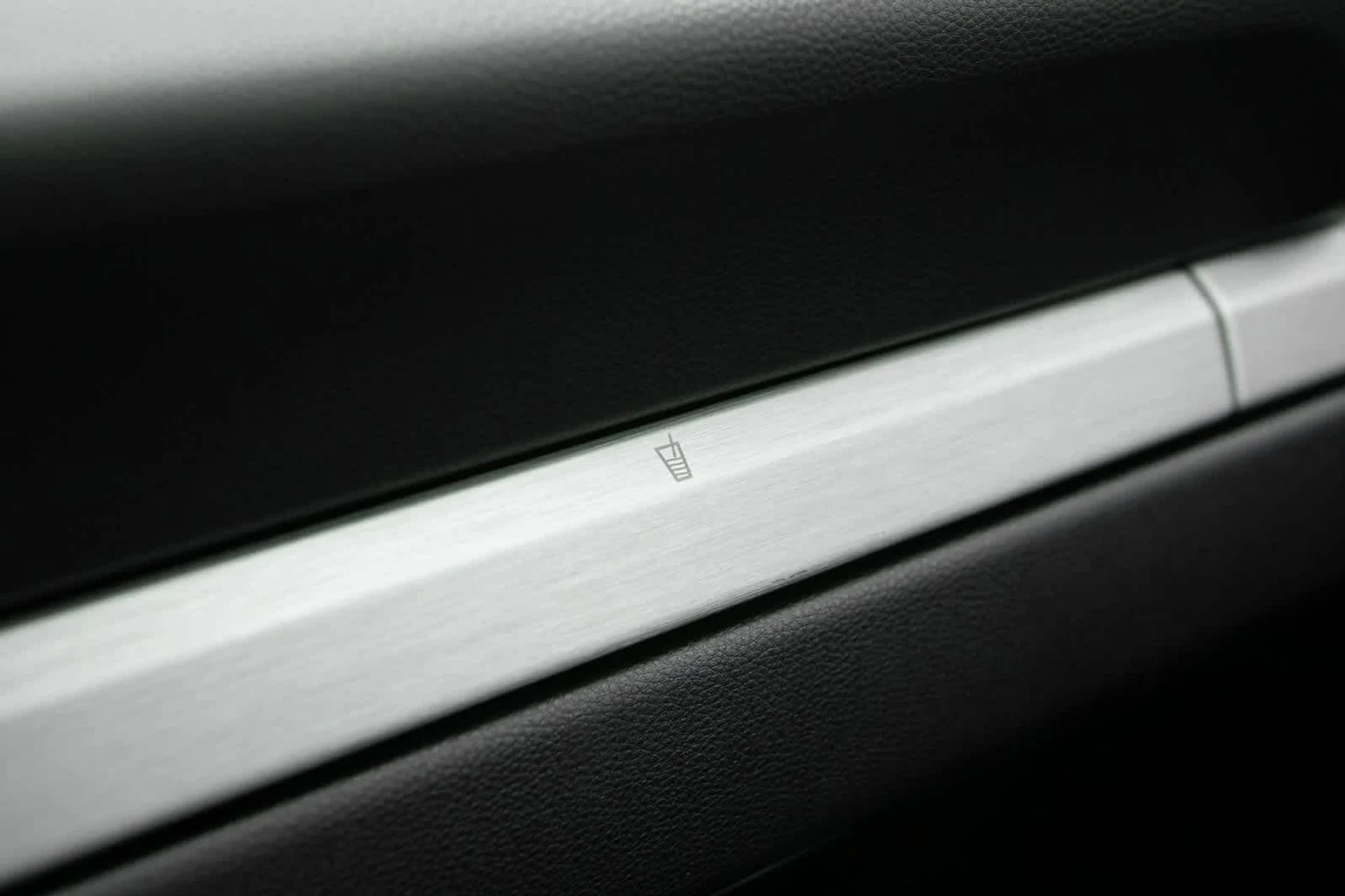 mph023_283882764_8a5b9f7f78ab5bfe893b10f55a4408b7x_649bf8d194