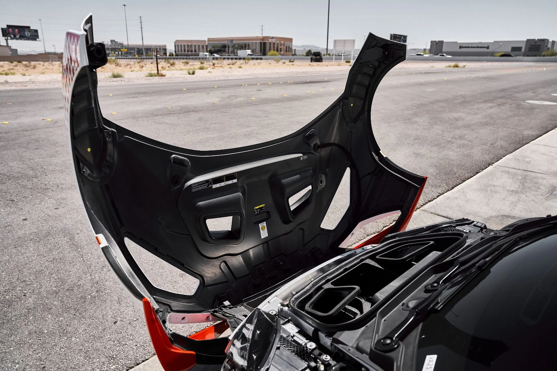 mph023_2848679520_Used_2024_Lamborghini_Huracan_STO_Base_1775782801_7c2840a49e