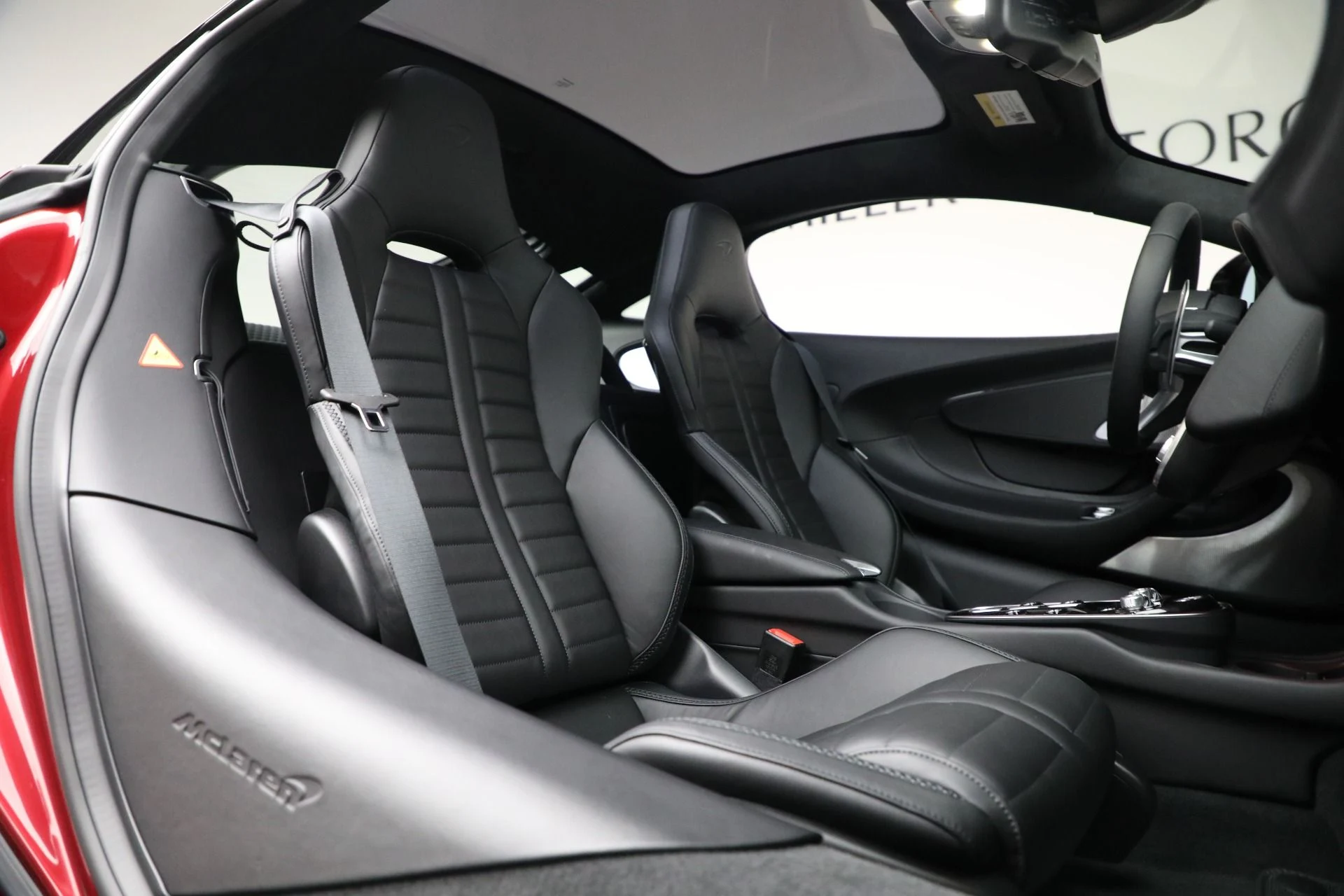 mph023_2849296017_New_2025_Mc_Laren_GTS_Tech_Lux_22b2cc7db9