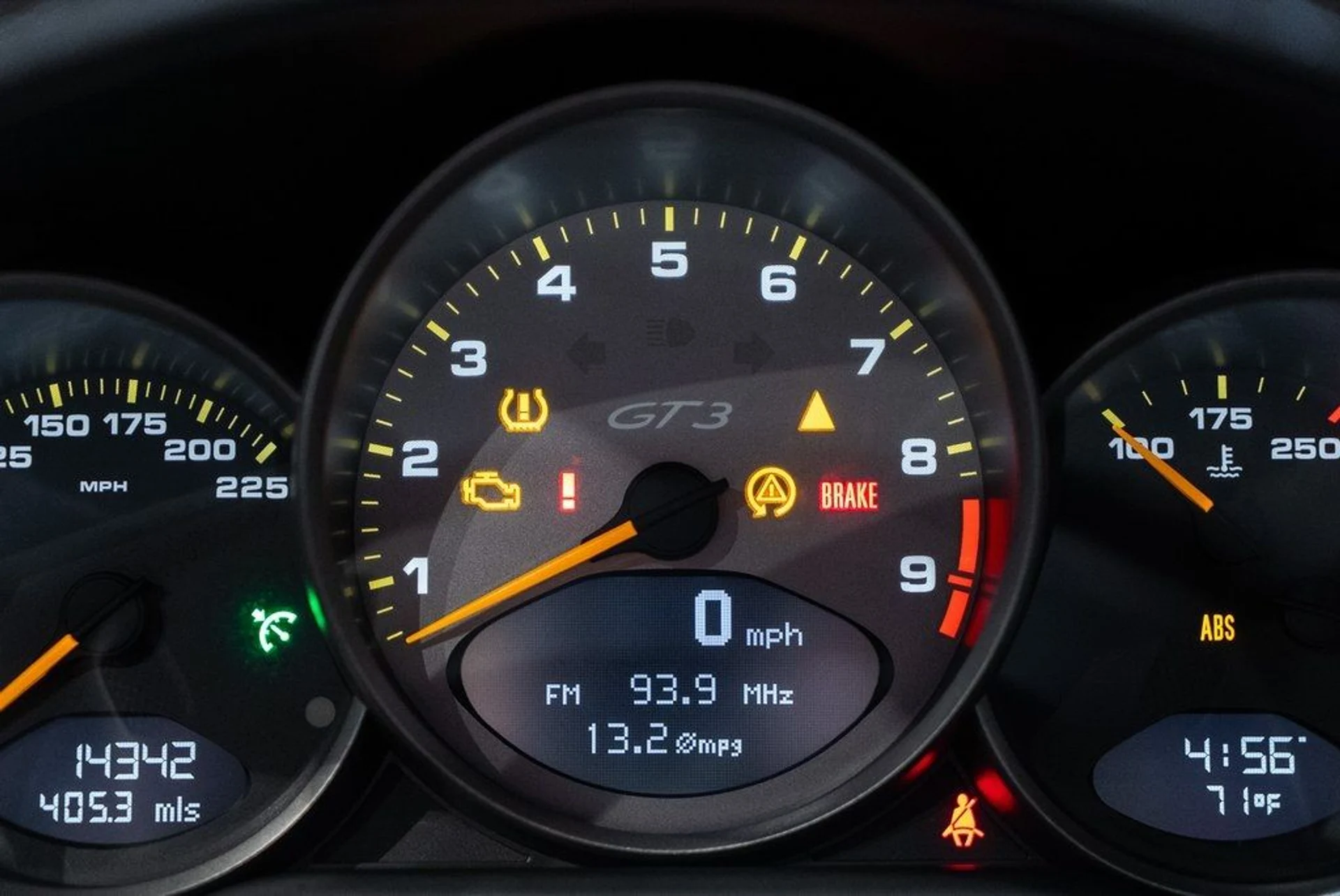 mph023_2856839682_9542725199230579218ddf6badb6f730_114957c689