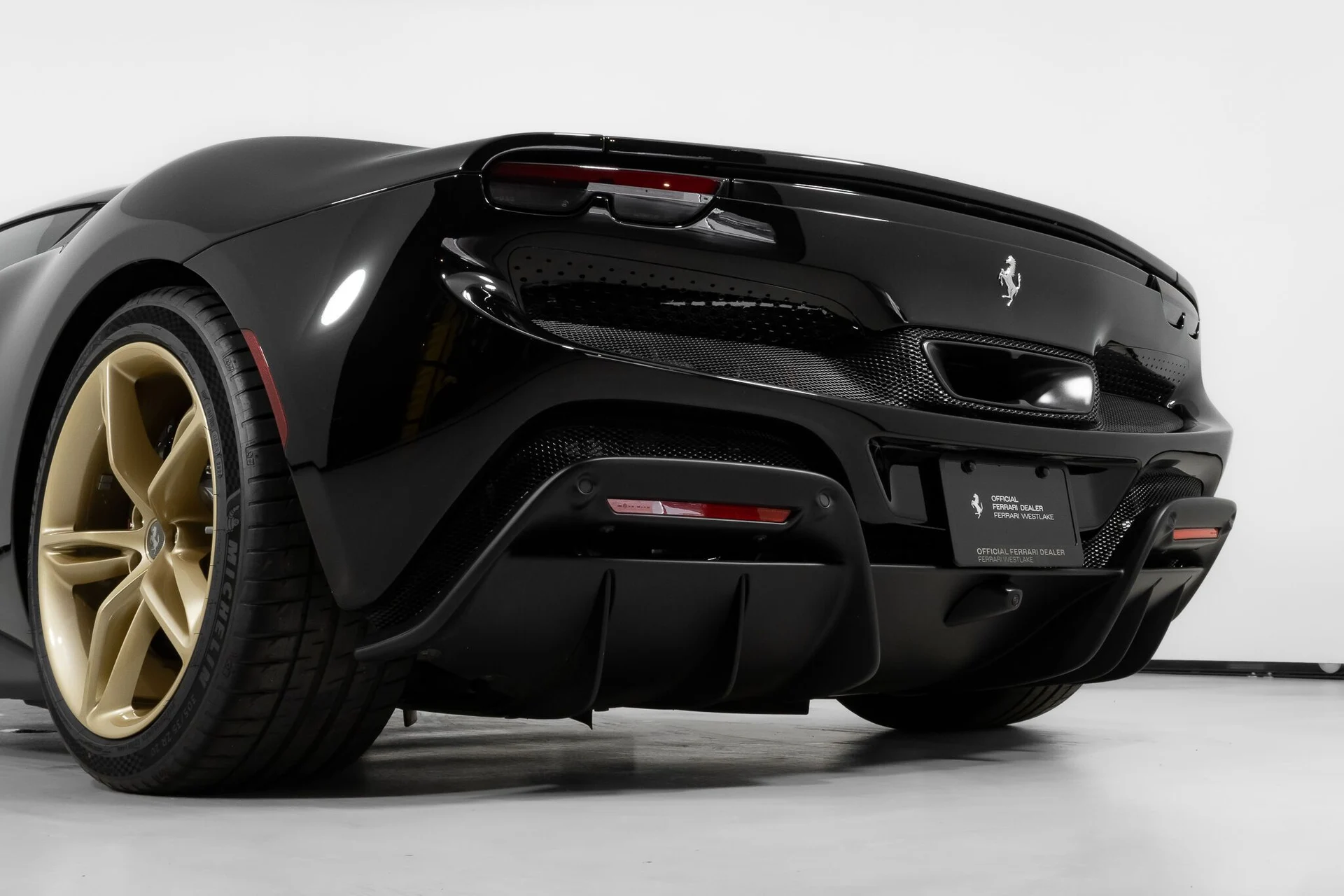 mph023_2858287269_c3c1d719d4f1dd49465b76c8c8bddfe1_e519ad48c7