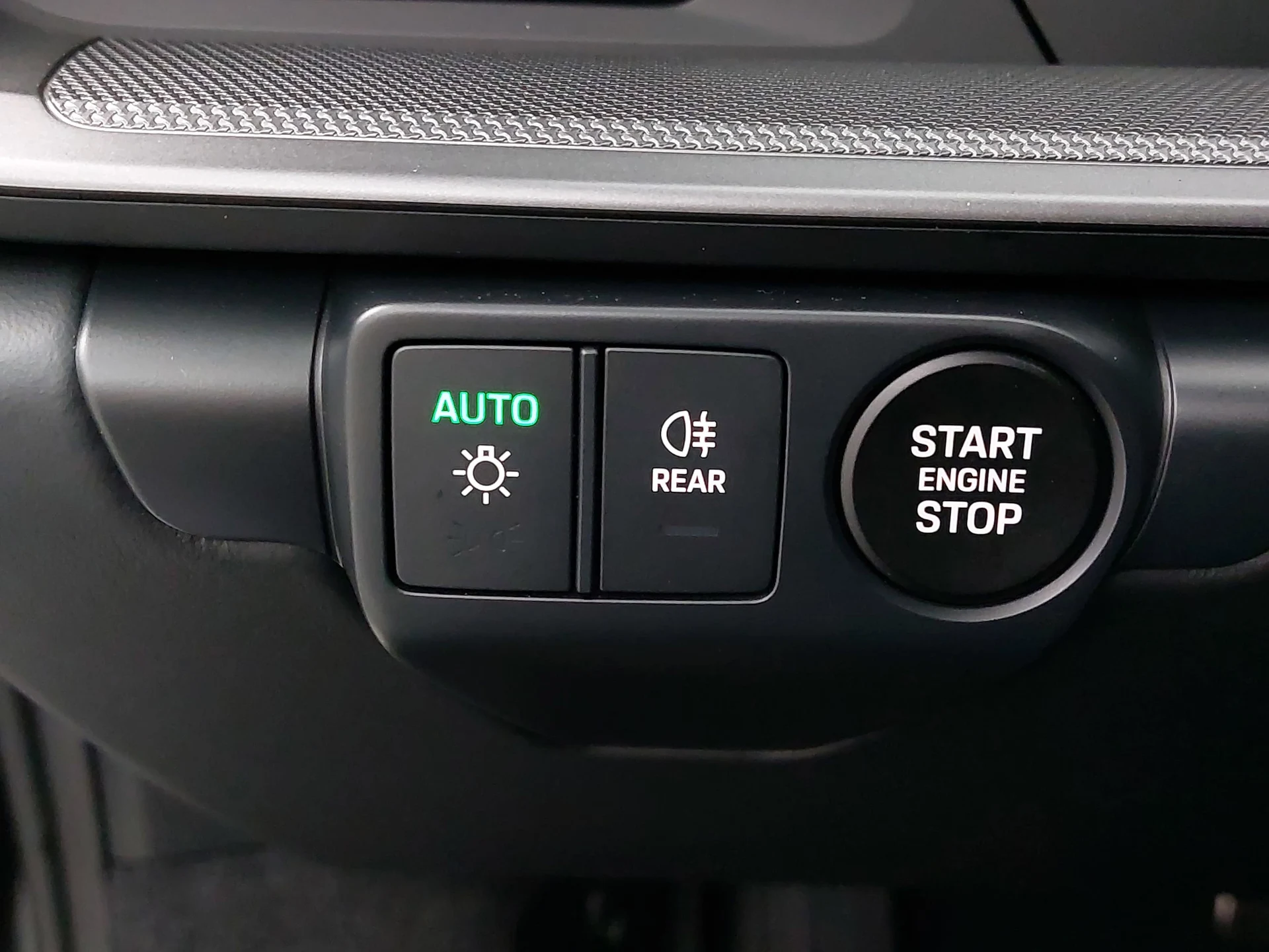 mph023_2860901509_2681a75bdfb514360a633daee9848c49x_f4ebd167c3