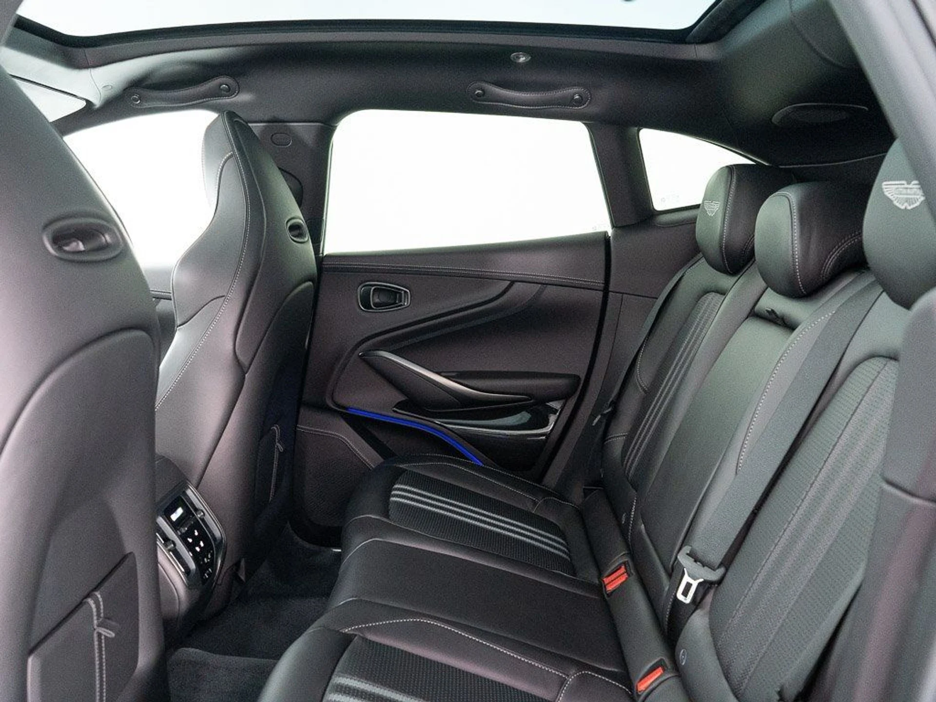 mph023_2866069369_e2304b22cb8662c019dadb2f24ab9c55_a34f638feb