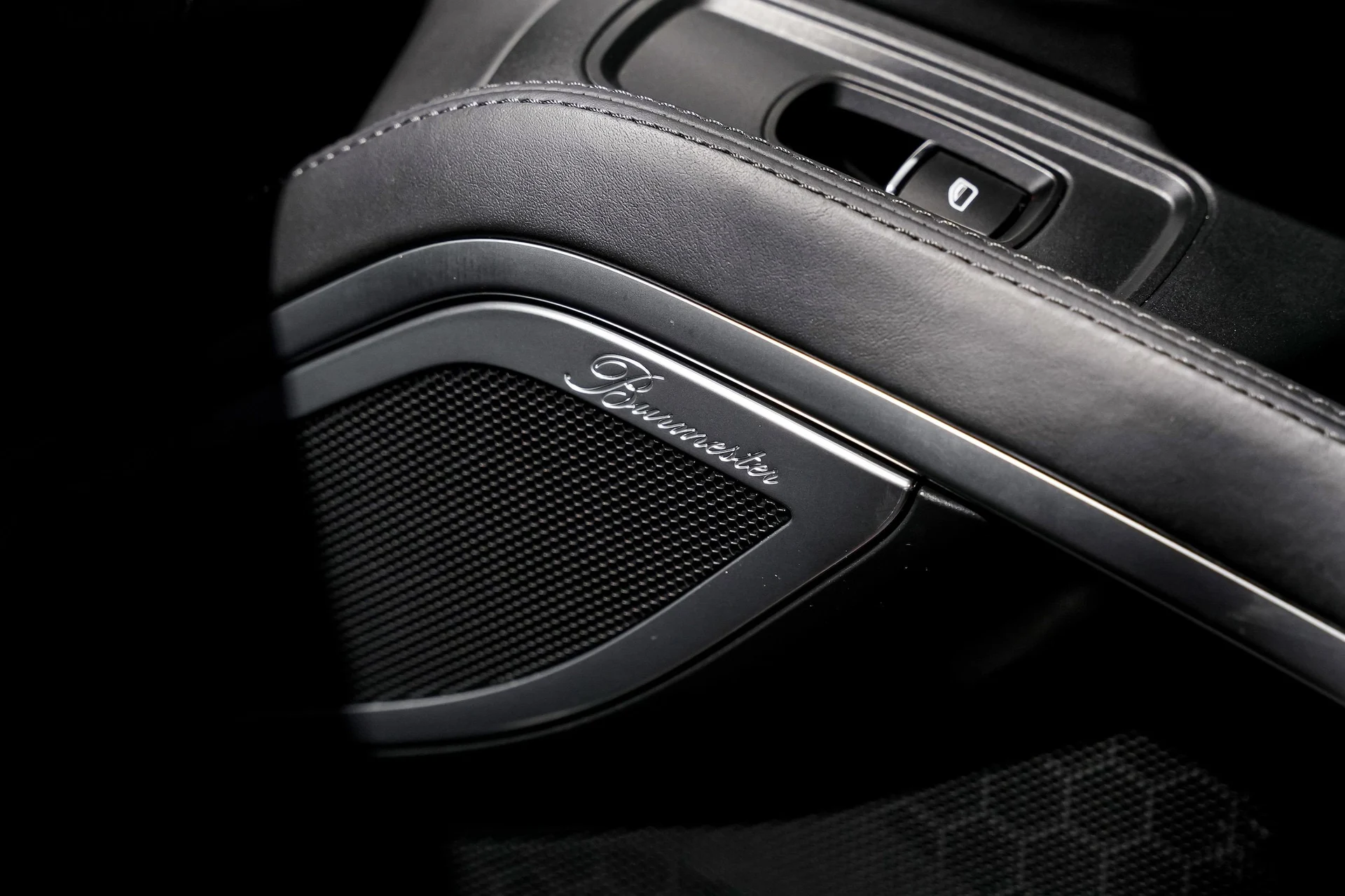 mph023_2869473814_13f619c0a123728fc4765639c1b3e62ax_9887d78361