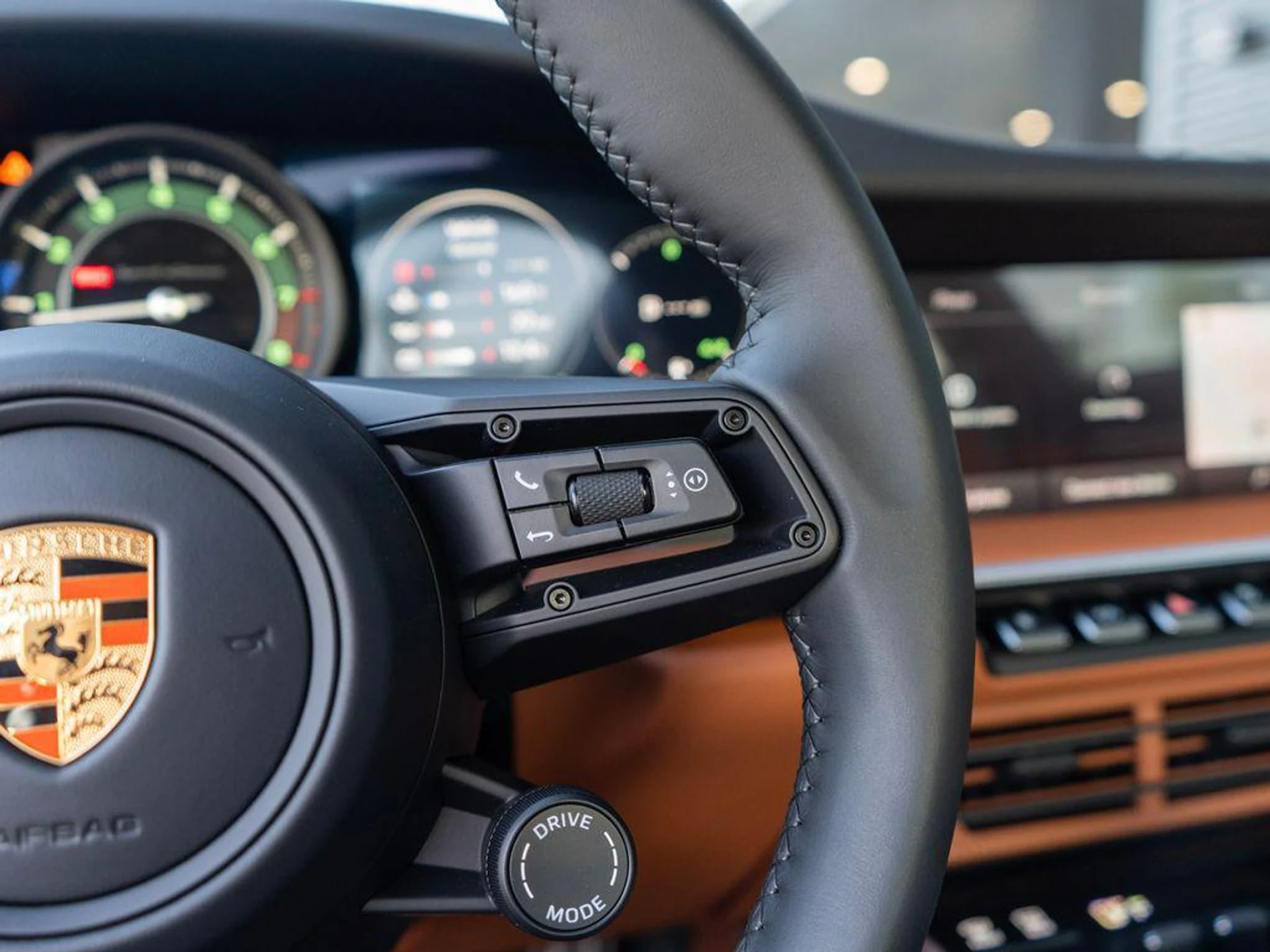 mph023_2870718758_q_M_Cii_KM_4c8t_V0_E_Inzl_QZ_9x91_Uuc_b02f45a85b