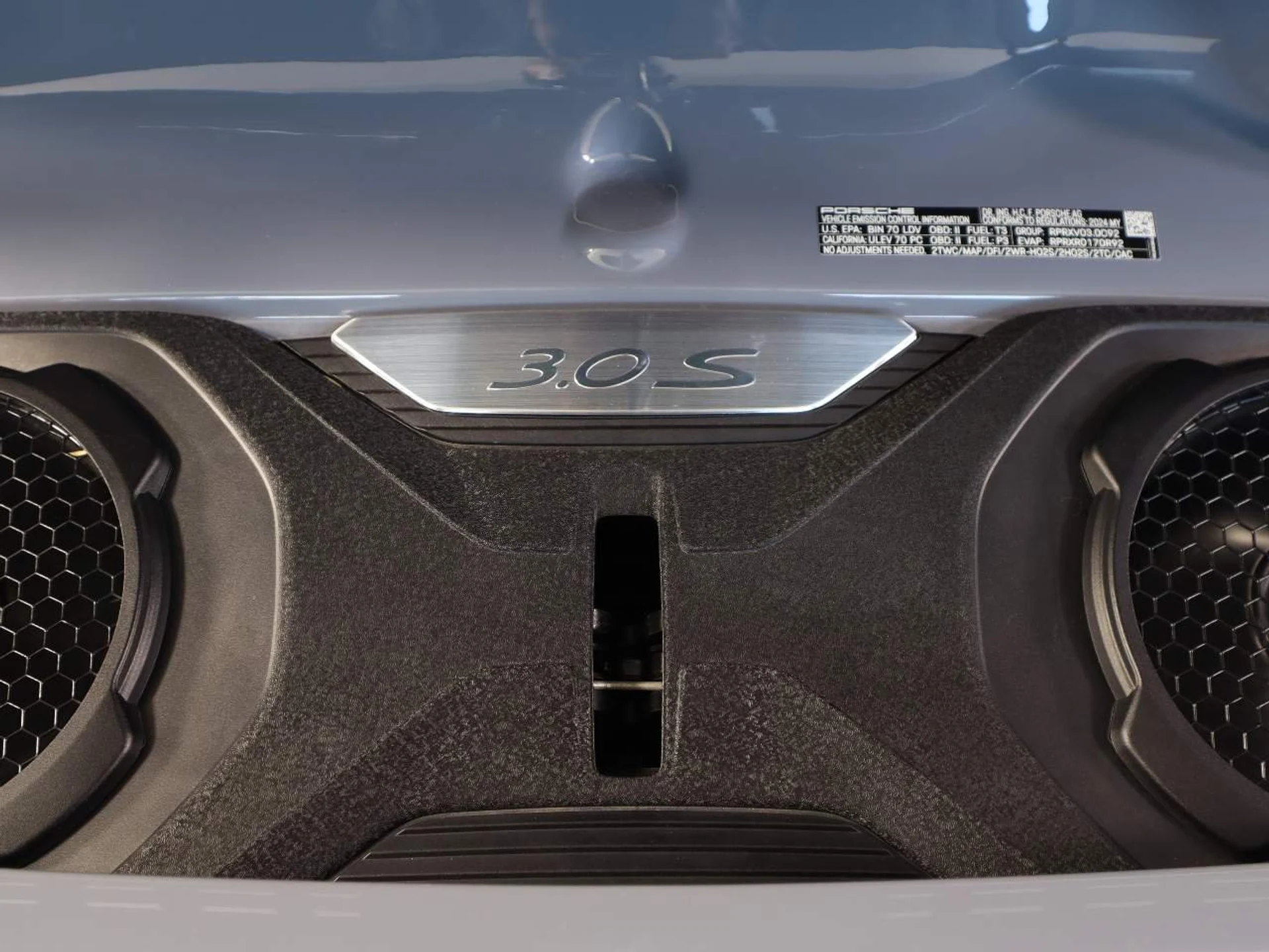 mph023_2873282416_b0fe41e684fa94e63d430fa4f83a315f_f8114d93ae