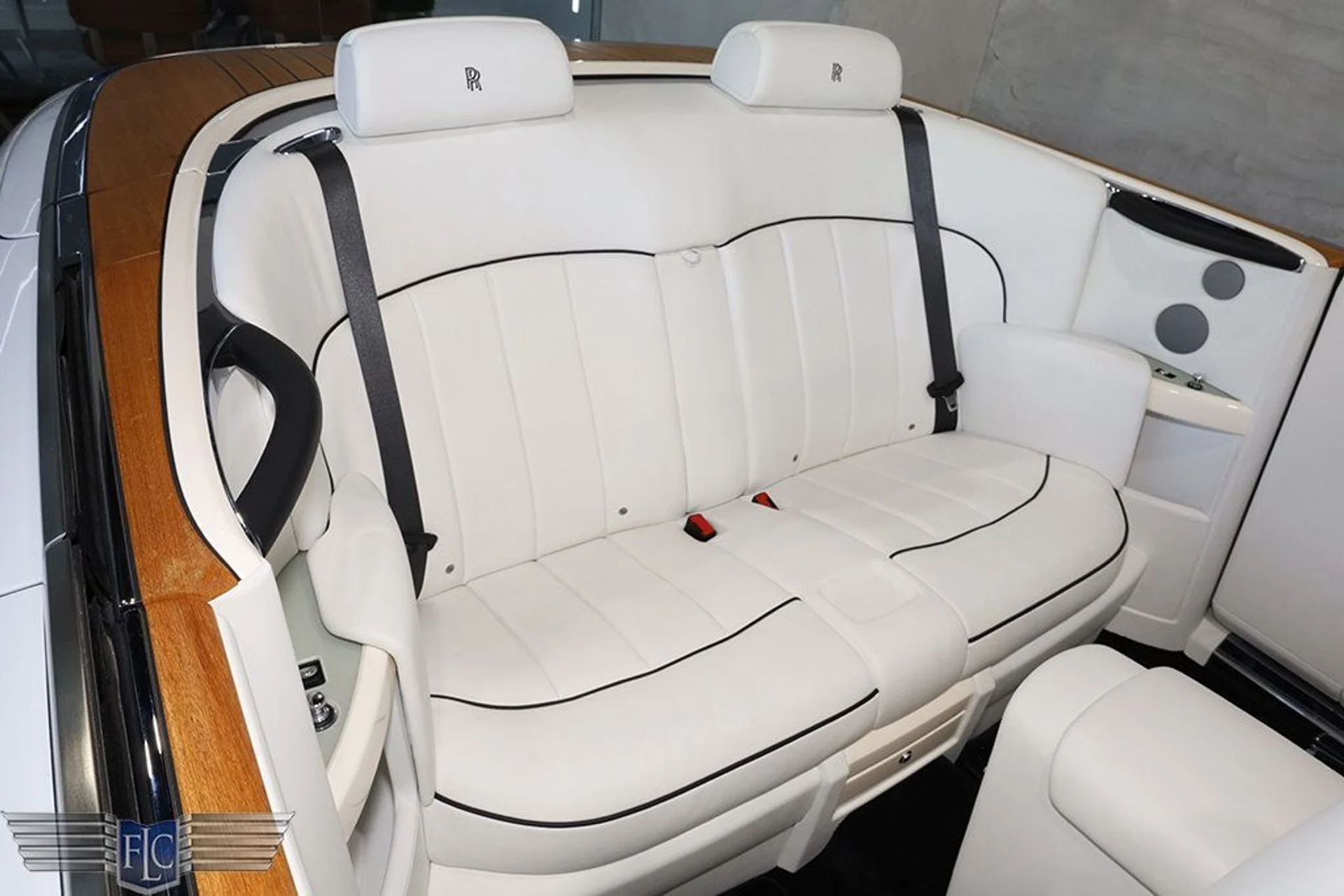 mph023_2876460075_used_2017_rolls_royce_phantom_drophead_covertiblefinaledition_9689_22834890_24_1024_806b80d6fc