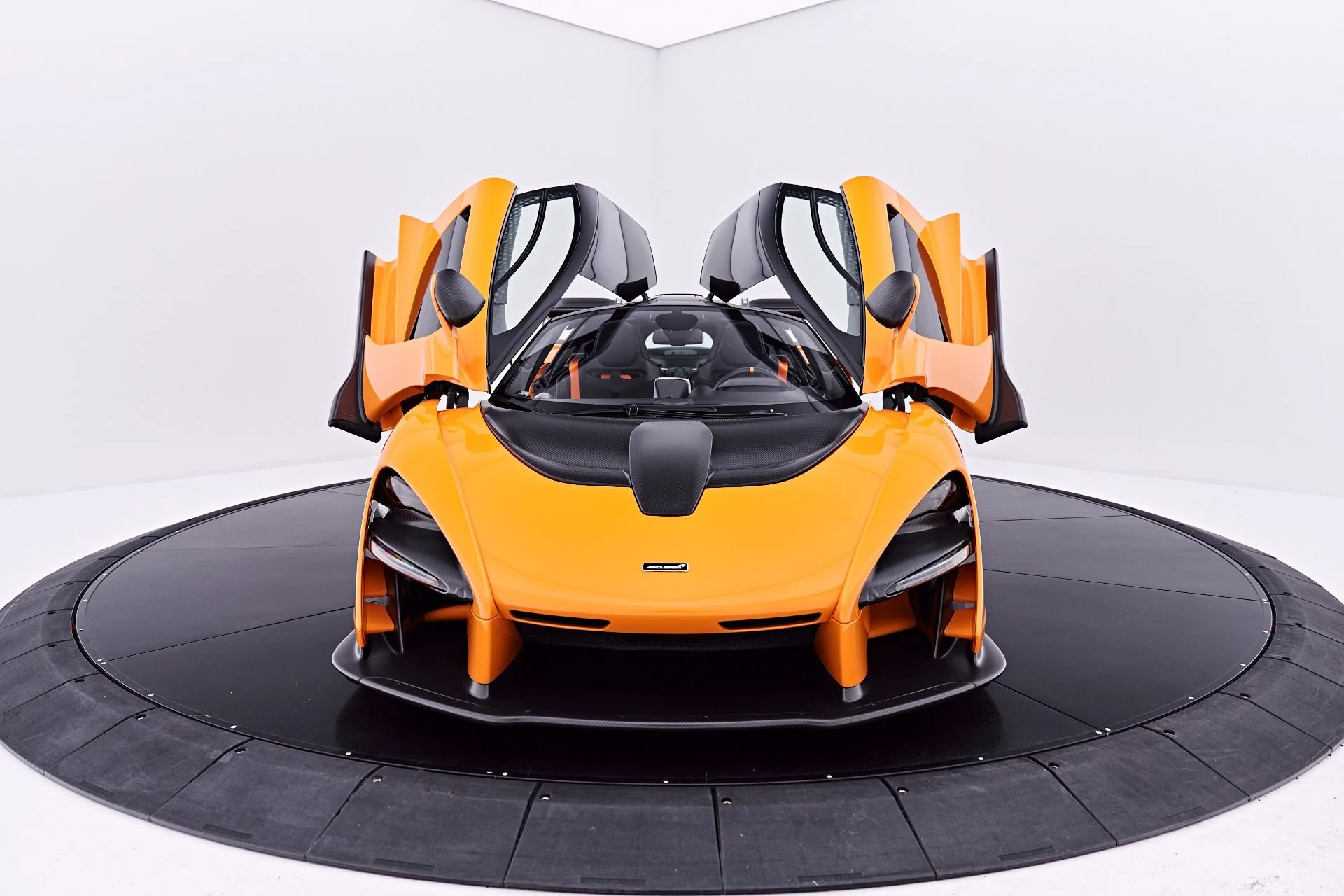 mph023_2876498241_Used_2019_Mc_Laren_Senna_1783960712_70875b34e4