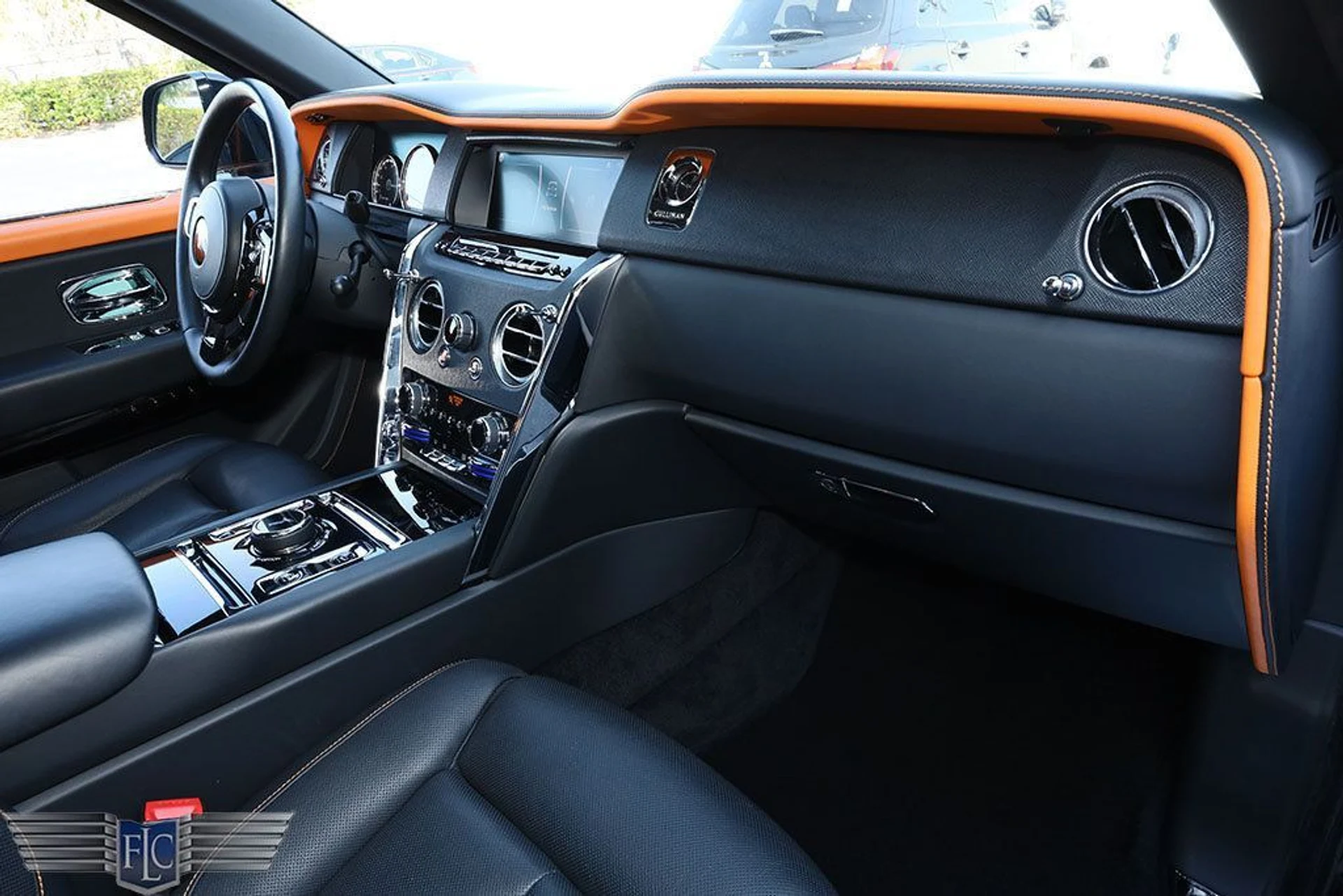 mph023_2882054262_used_2022_rolls_royce_cullinan_sportutility_6305_22954995_24_1024_591c75cf5e