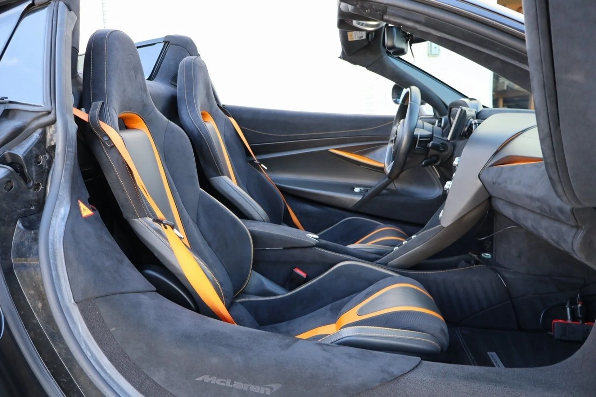 mph023_2890869645_24_e067532d06