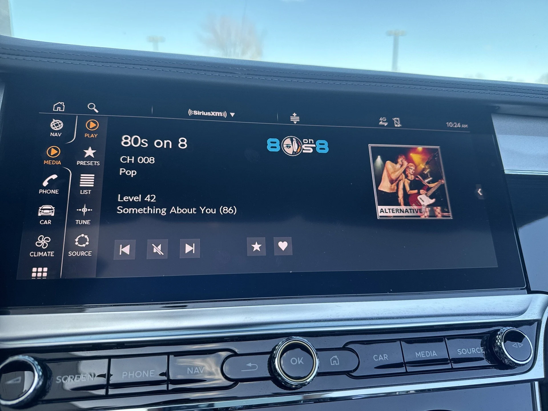 mph023_2892816316_d0635a12e1cc98d7cbb5bb797cfbf0dcx_deacac3e12