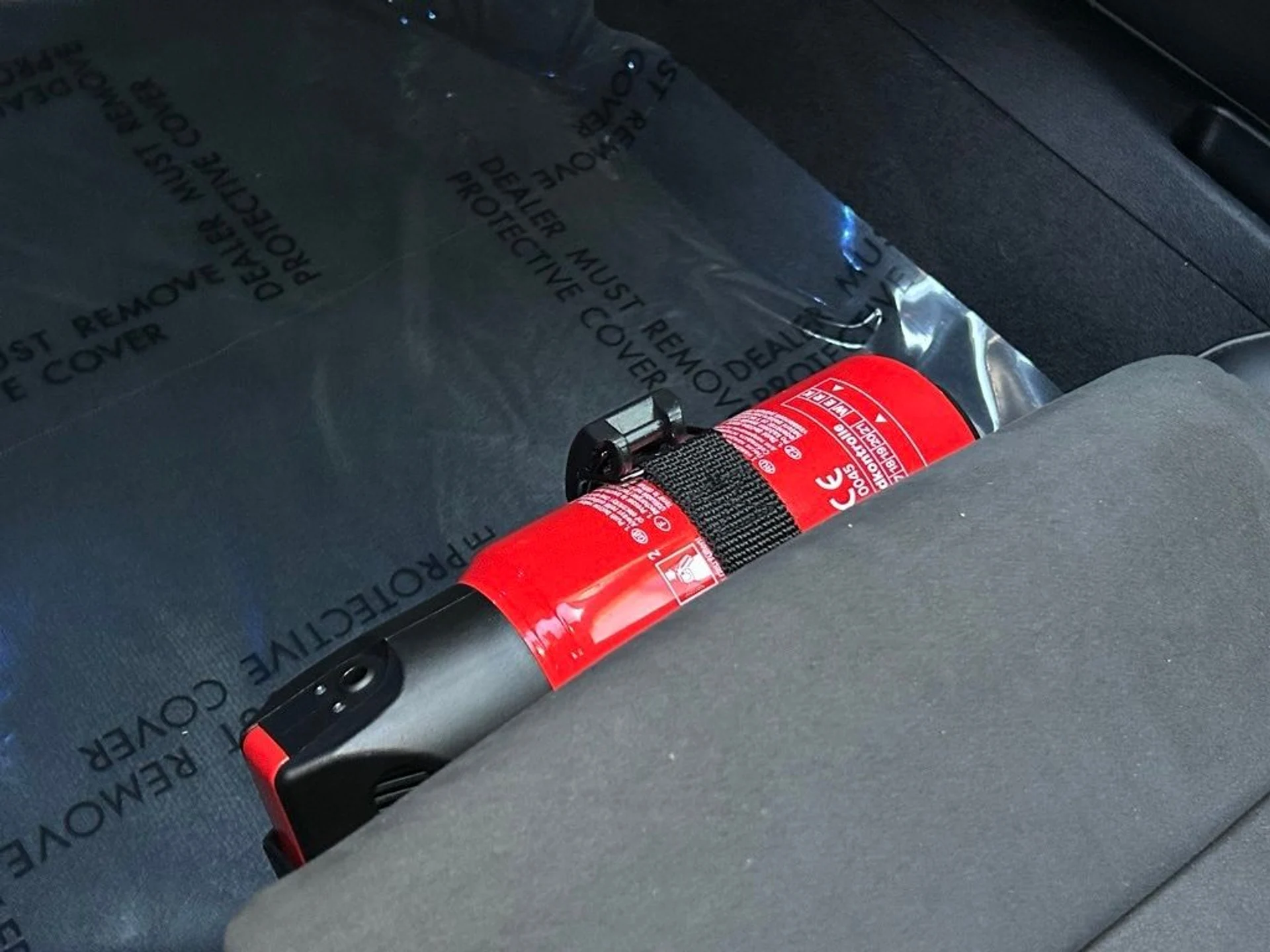 mph023_2900649934_ea7da1929b655c773a7d8ceac7ad7215x_9ba11d83aa