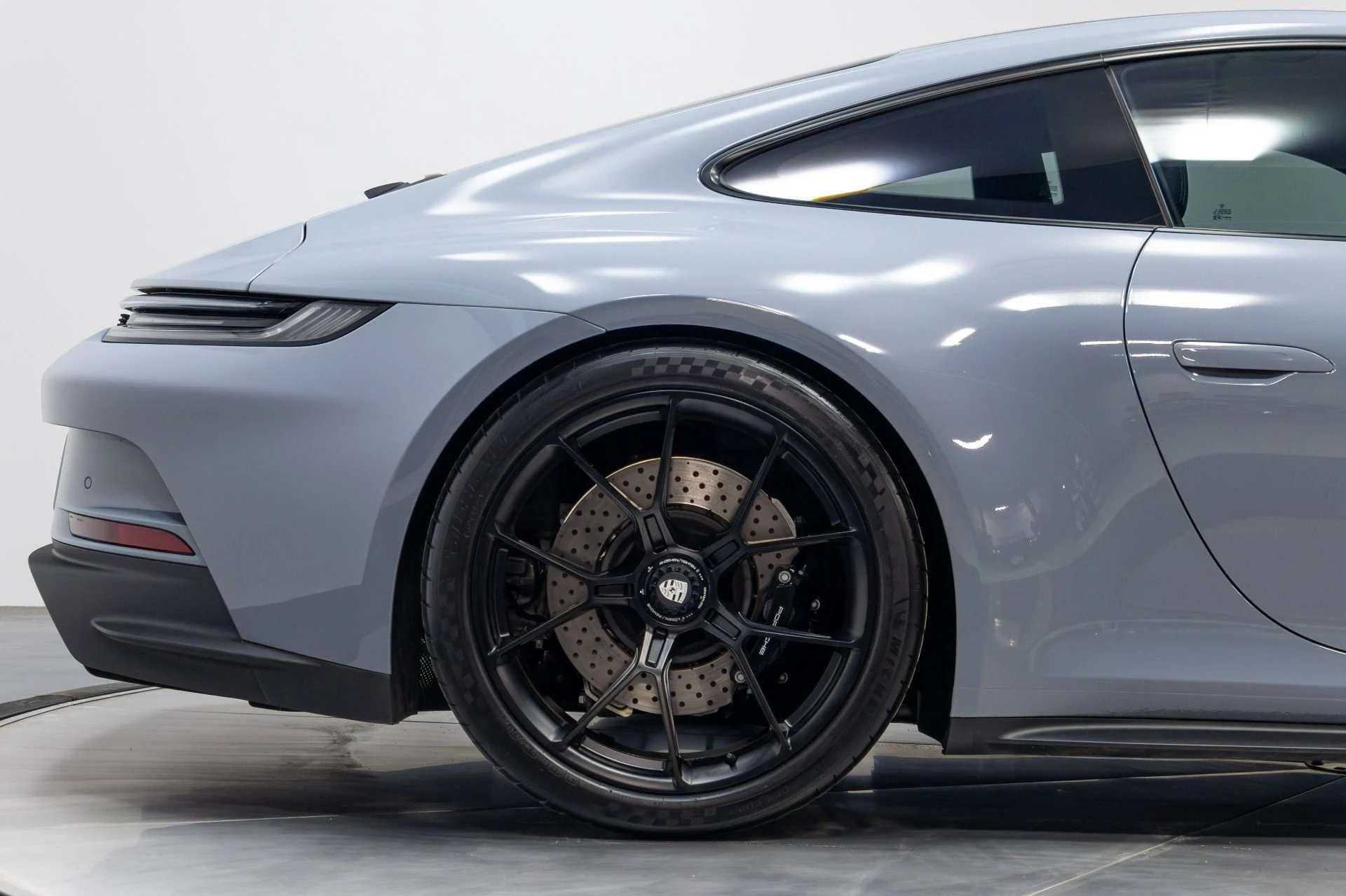 mph023_2904011639_Used_2024_Porsche_911_GT_3_Touring_1770958788_cf1ab3e52a