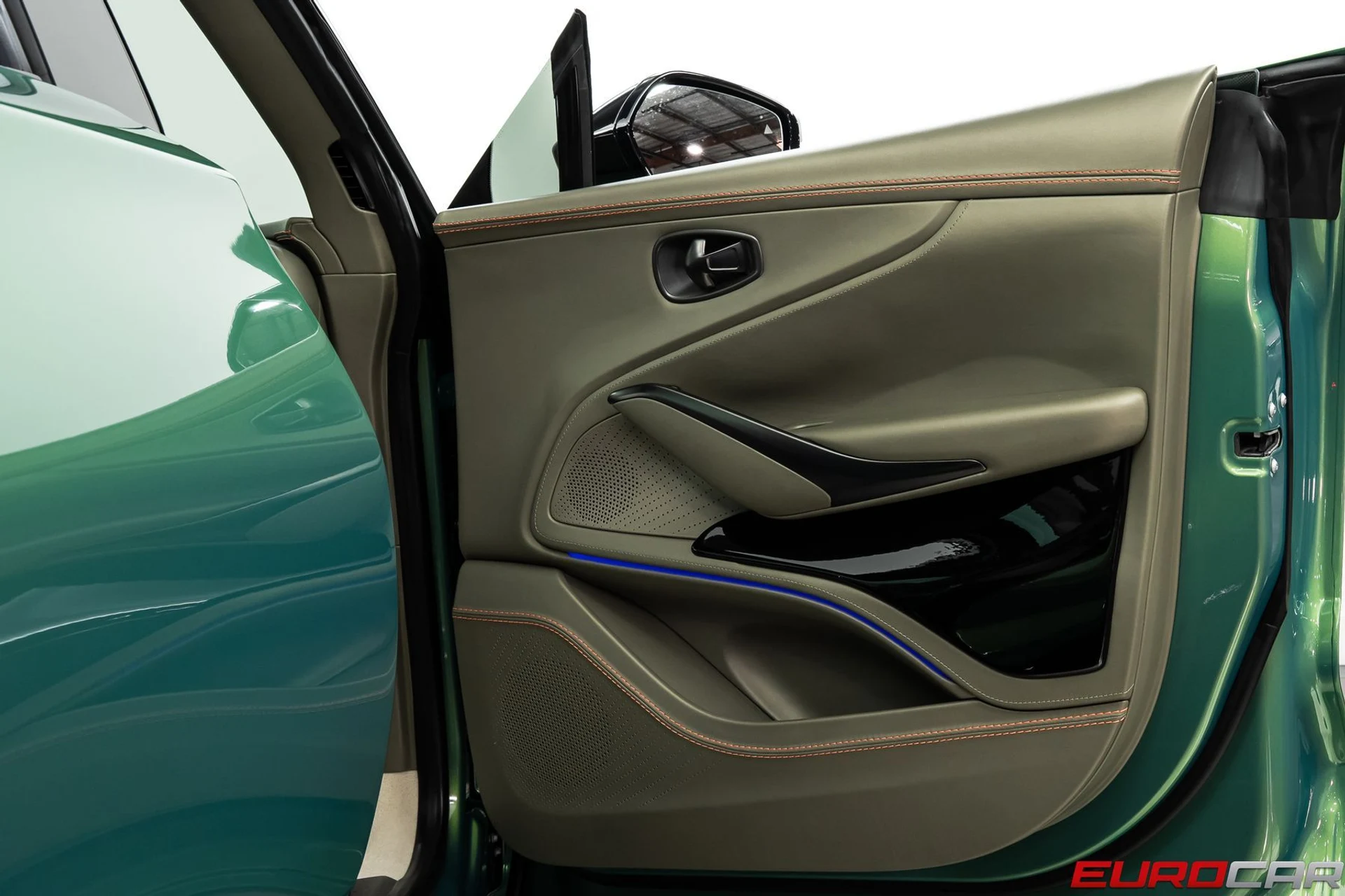 mph023_2909983273_53931456_8b4b_4aa0_8b54_f207951af26a_4cb575c498