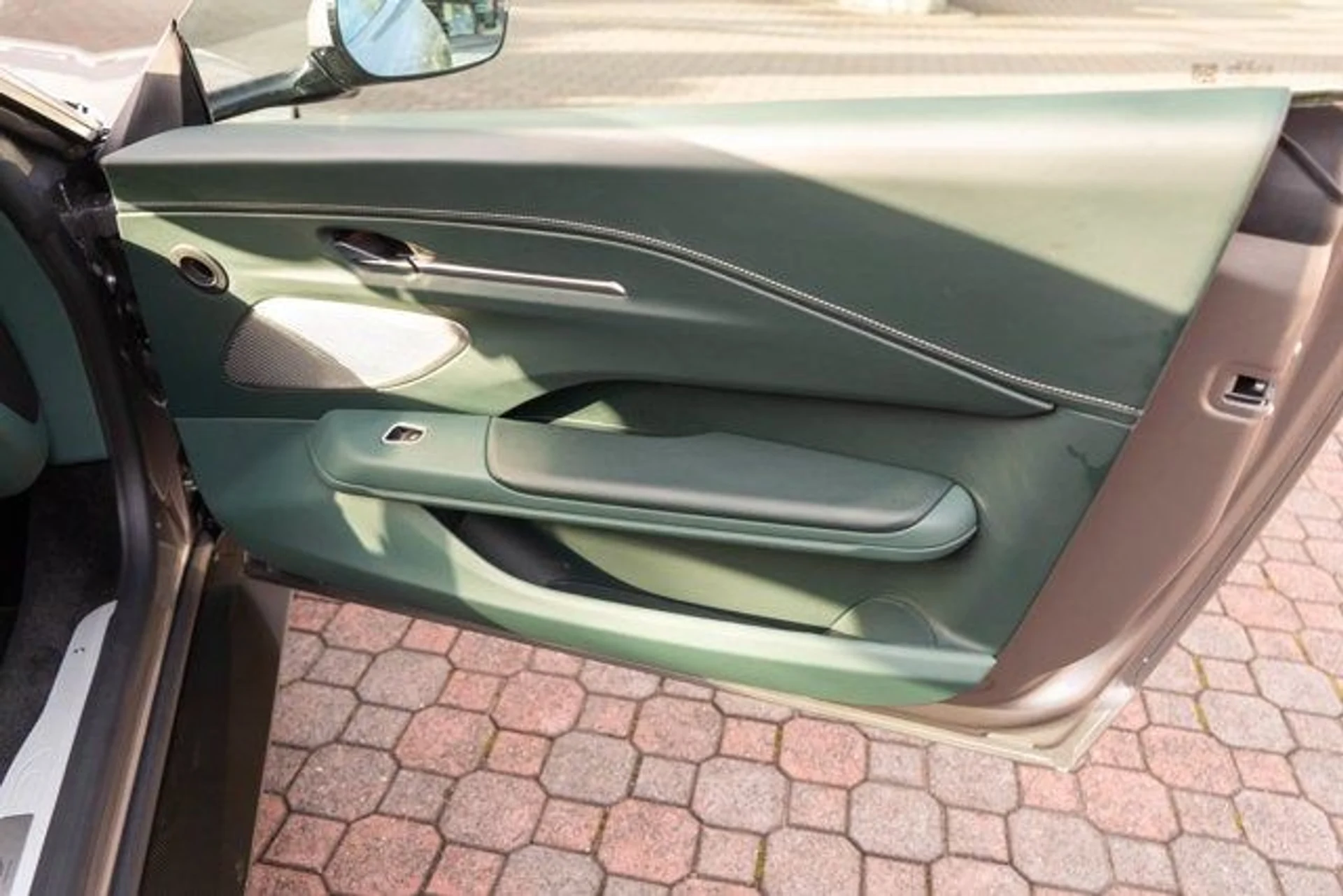 mph023_2910228940_24_d2a9801270