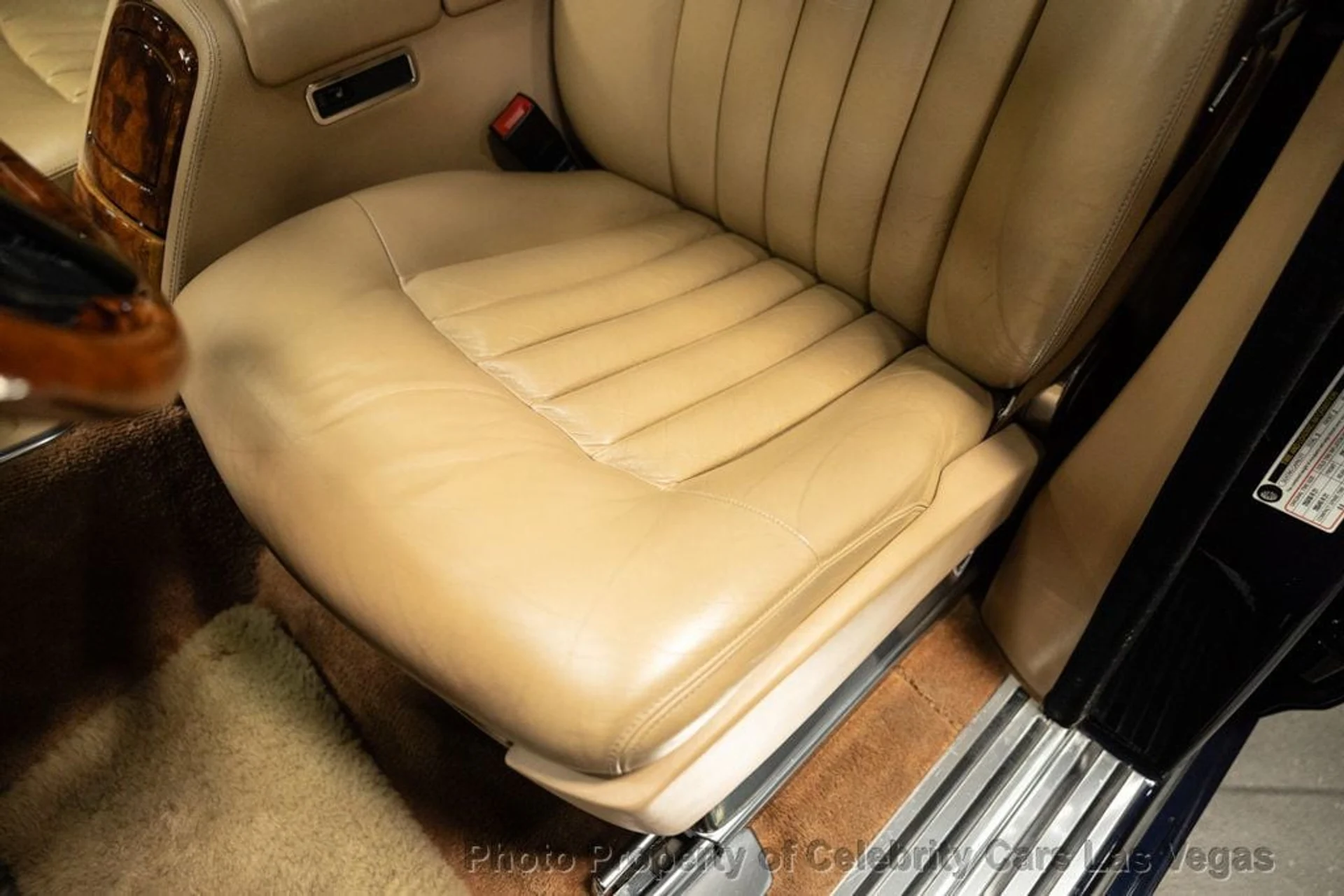 mph023_2910351627_used_2005_rolls_royce_phantom_4drsedan_9707_22400221_24_1024_15c9918504