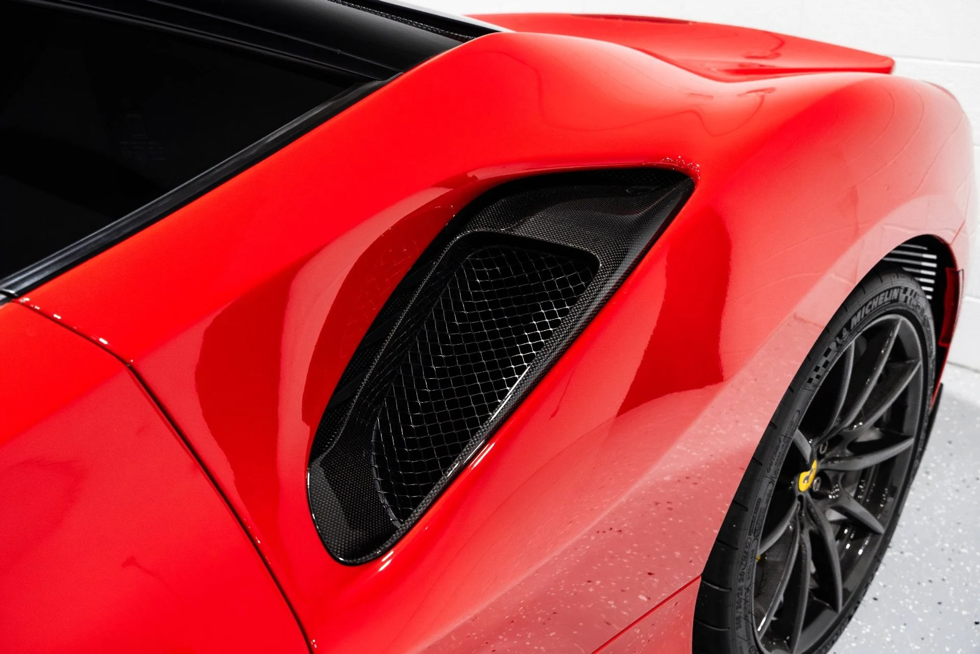 mph023_2911165303_Used_2020_Ferrari_488_Pista_1758067127_ed22769ce4