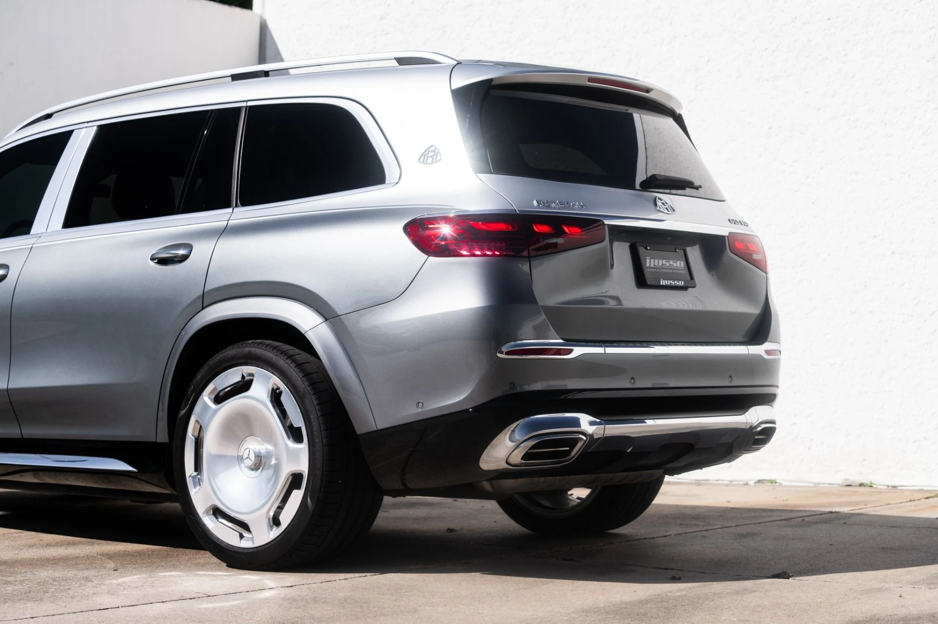 mph023_2916424010_Used_2024_Mercedes_Benz_GLS_Mercedes_Maybach_GLS_600_4_MATIC_1758921604_86abb81c2d