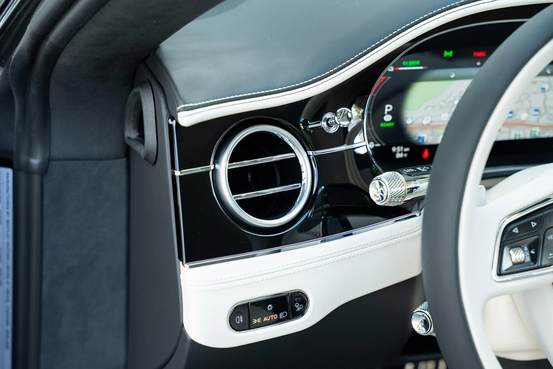 mph023_2918458561_439893878_688857f5327455e0273381d9_81420e6e08