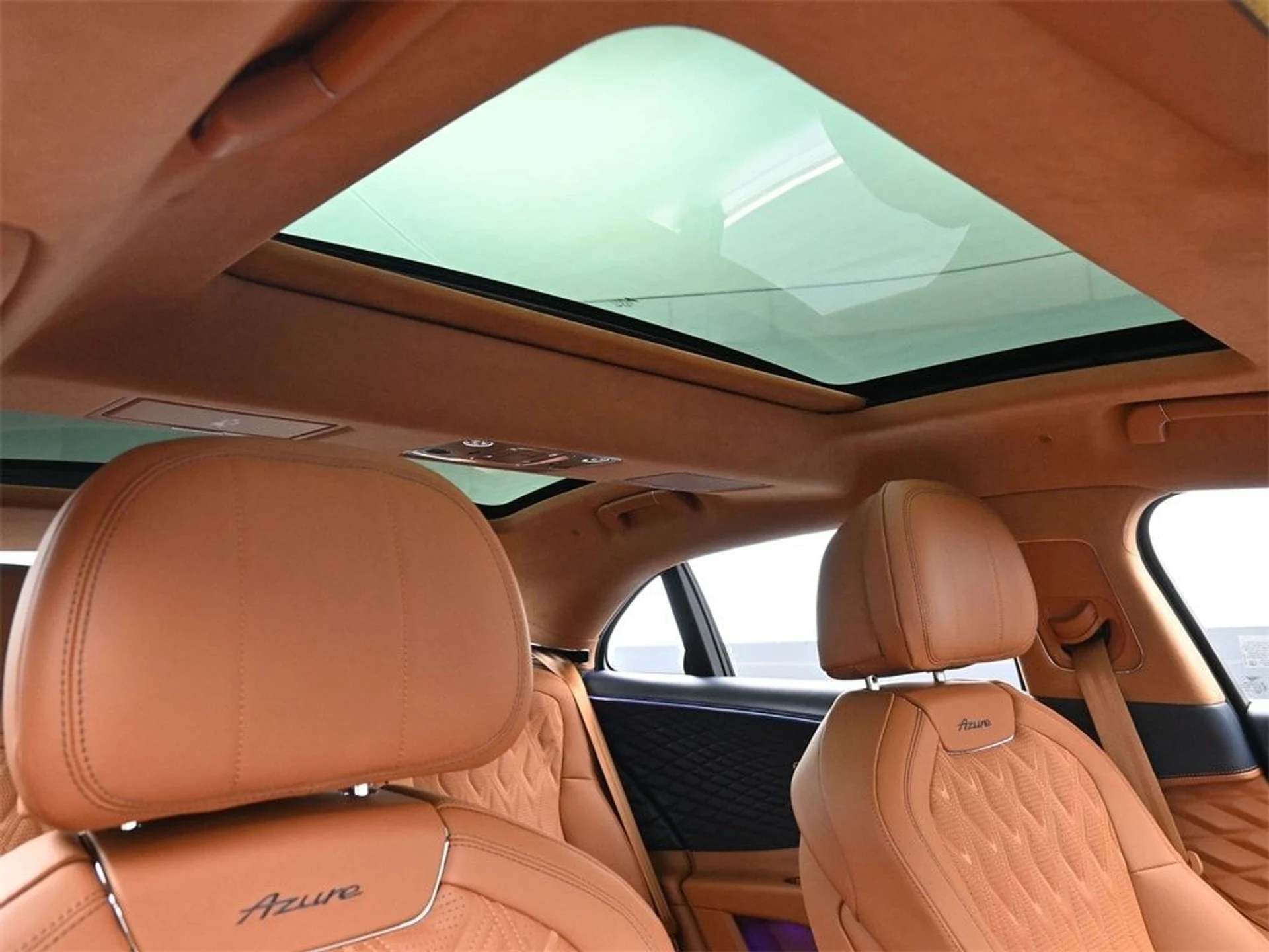 mph023_2920386017_3a378b9a01452f1bf451f9a382bdc124x_b5179e2f58