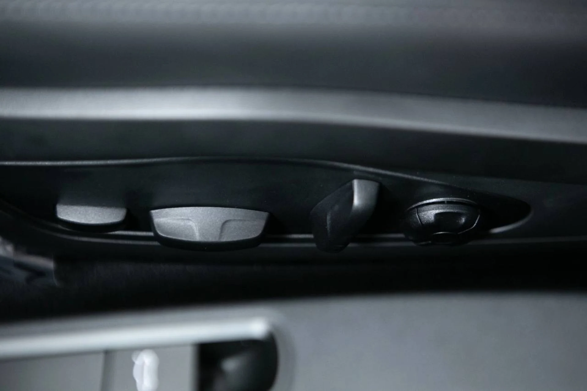 mph023_2928586545_8d50bc72ece04a56ba630953924a4b00x_0250707df4