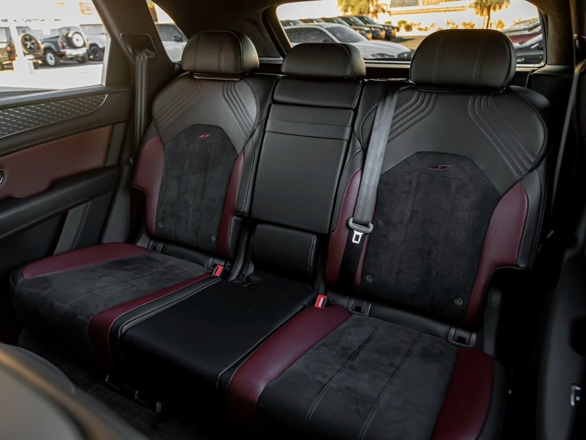 mph023_2929325519_24_6092f105bc