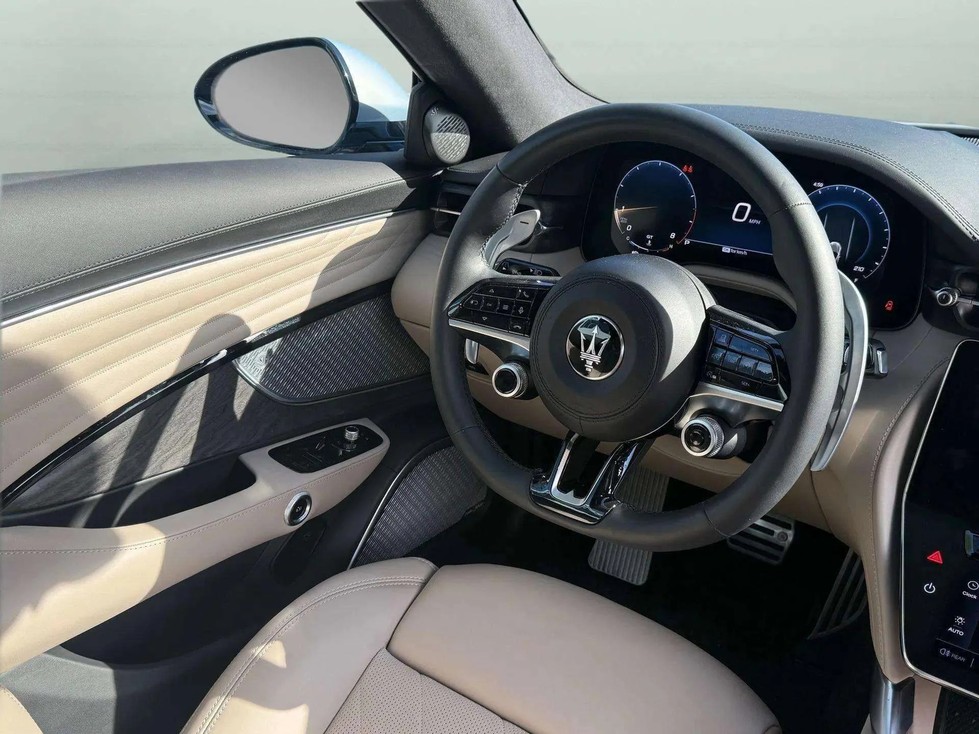 mph023_2931360433_f93fa5892fdb432c87ca6314e823b46e_53a8b3a9a3