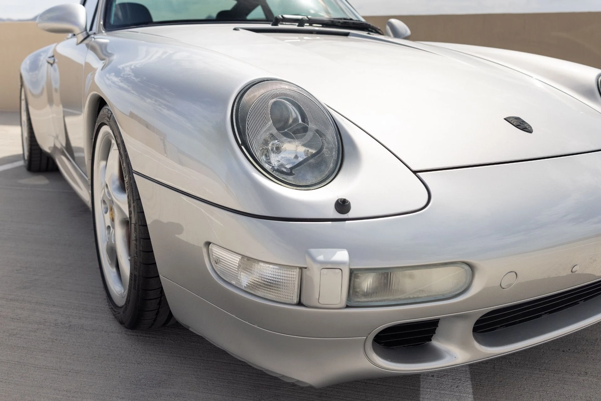 mph023_2944178226_Used_1997_Porsche_911_Carrera_4_S_1785968822_93e53ca342