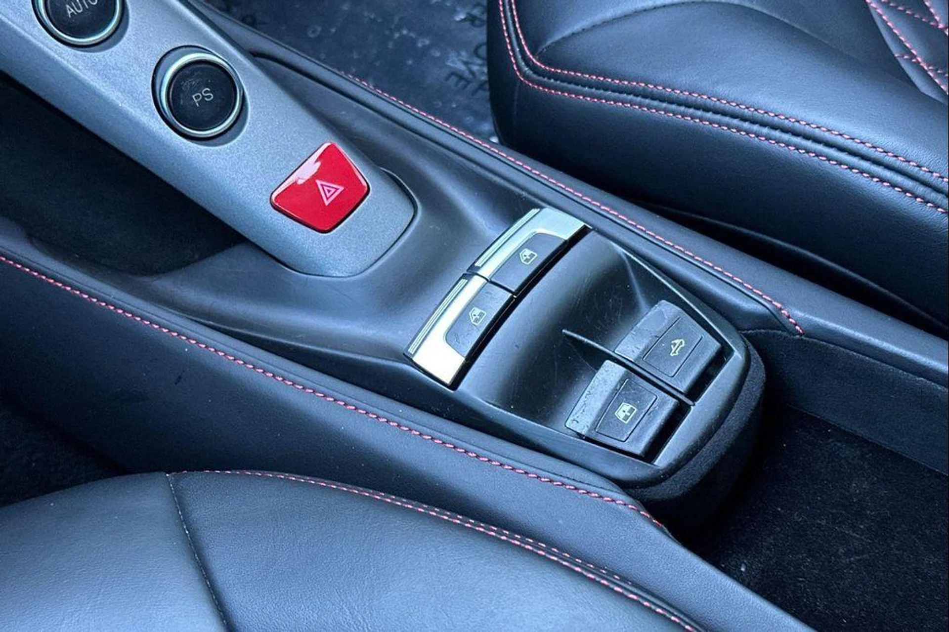 mph023_2951391160_F2c4_F_0_Rm_Trn_VN_Fa_G_Qc_C9za_Tn_LI_d97c7279df