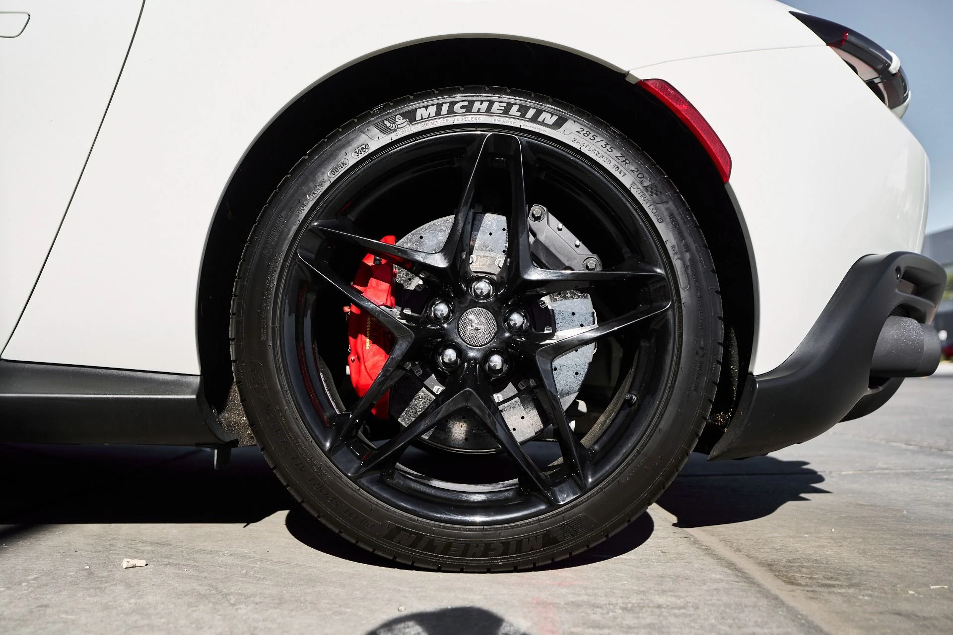 mph023_2954933013_Used_2022_Ferrari_Roma_Base_1764637206_bbcb89de2c