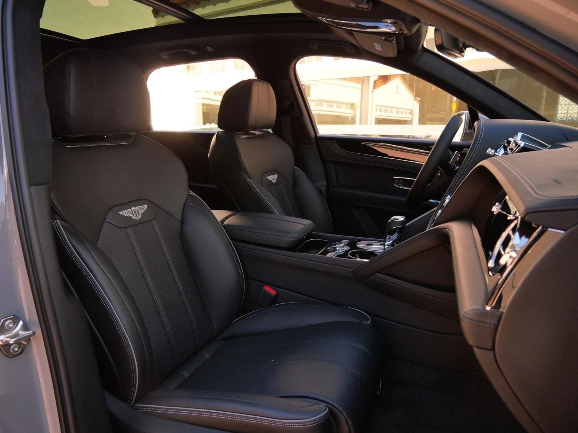 mph023_2955785396_6b48a62ffa17b03be6e51a8ce76f2afex_270838118a