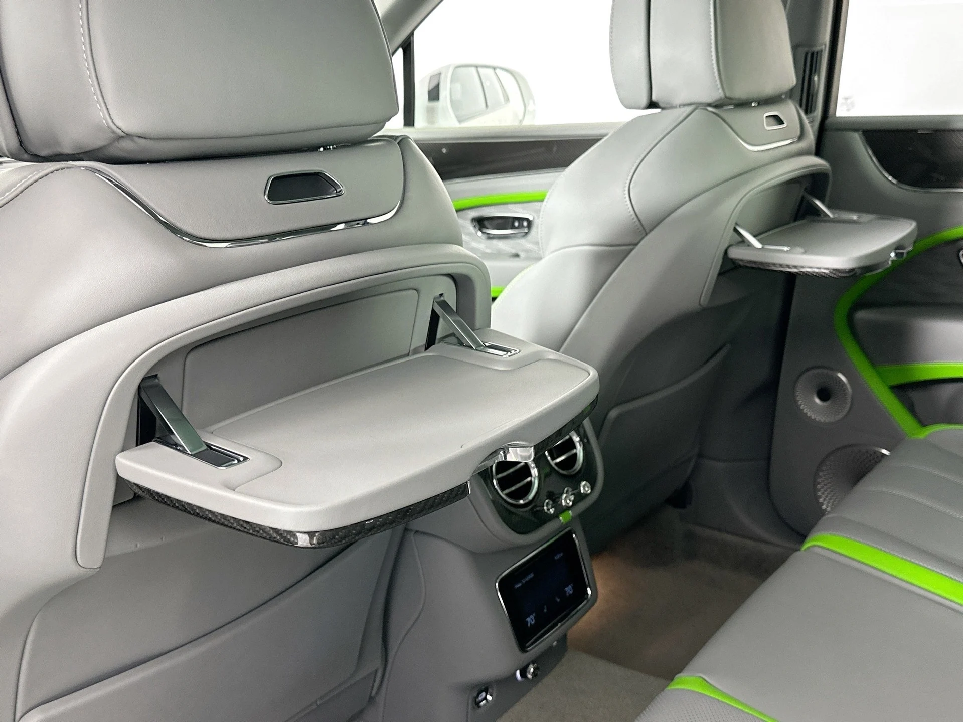 mph023_2957307739_24_a2ebfde0e6